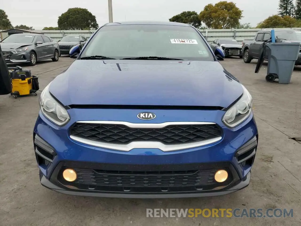 5 fotografías del automóvil dañado 3KPF24AD3ME369879 KIA FORTE 2021