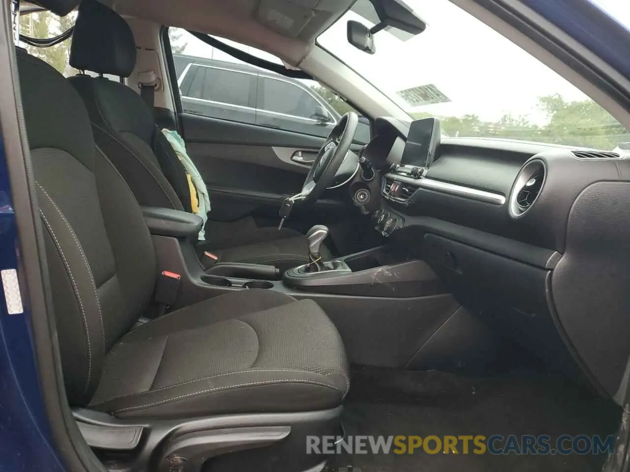 7 fotografías del automóvil dañado 3KPF24AD3ME369879 KIA FORTE 2021