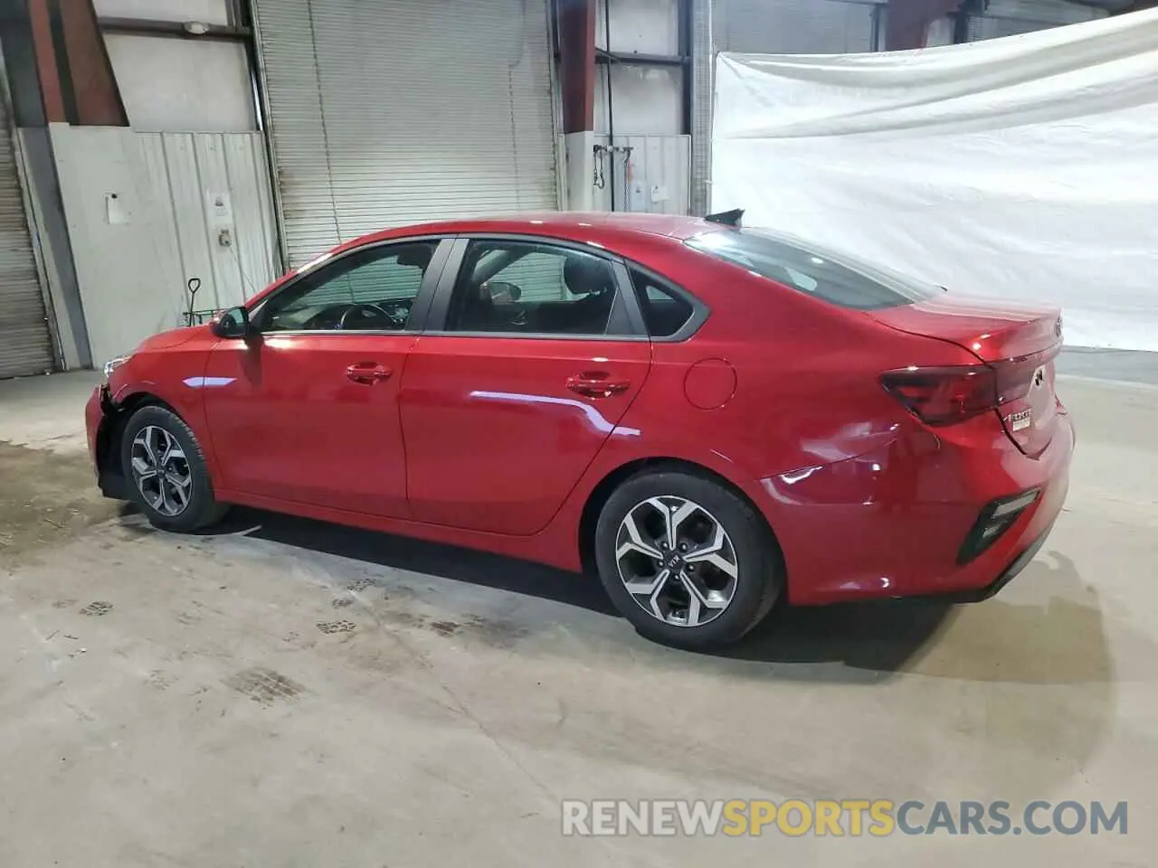 2 fotografías del automóvil dañado 3KPF24AD3ME383779 KIA FORTE 2021