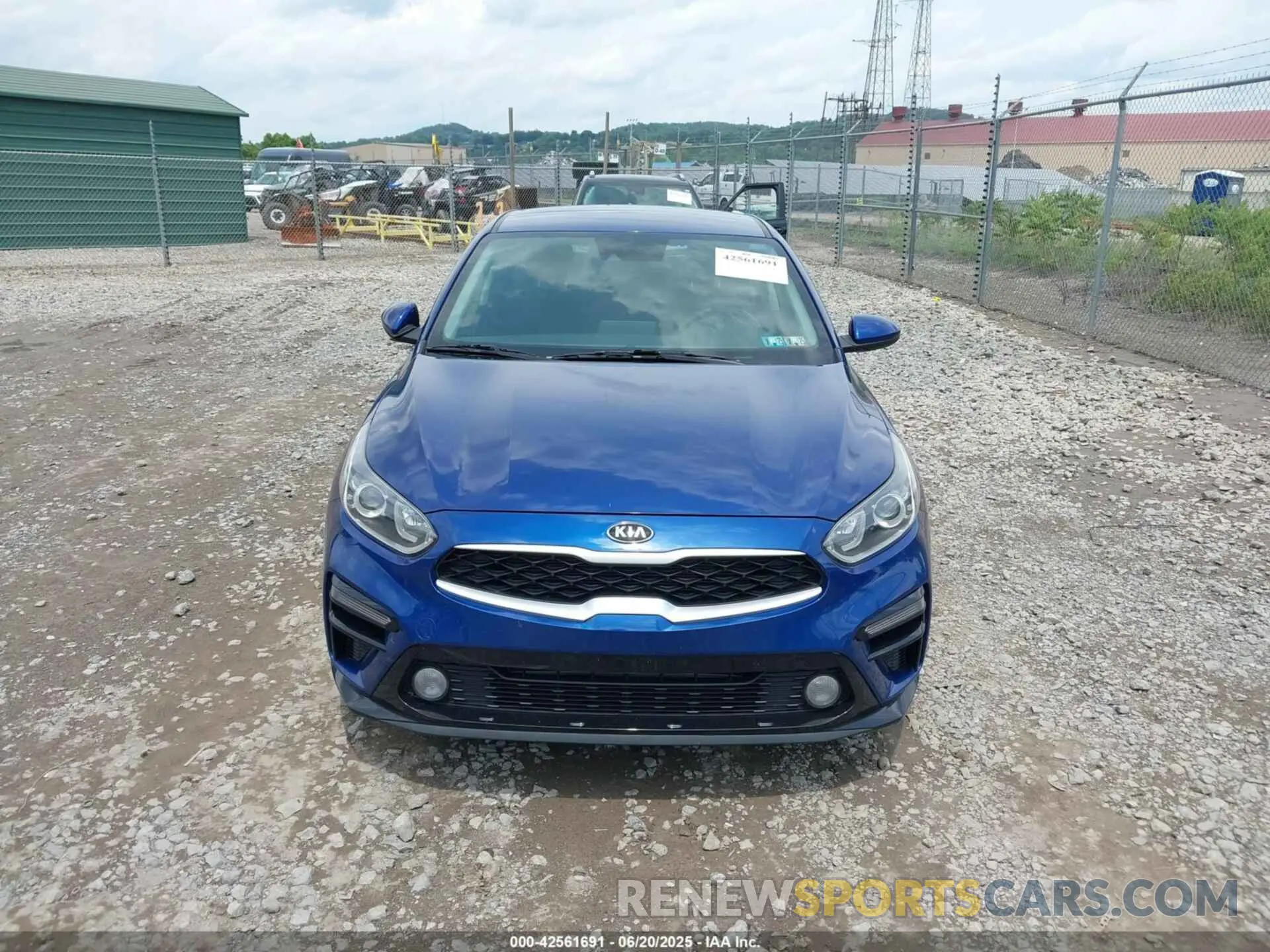 13 fotografías del automóvil dañado 3KPF24AD3ME399996 KIA FORTE 2021