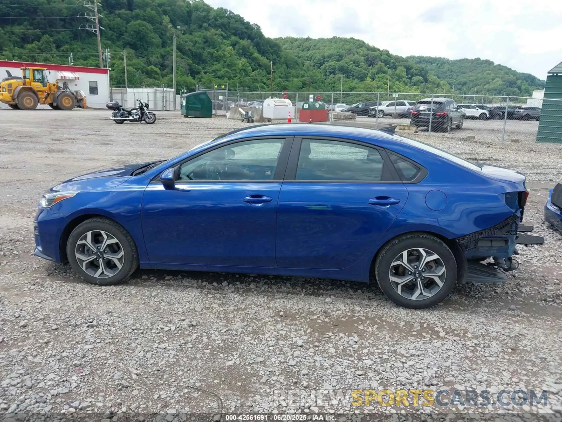 15 fotografías del automóvil dañado 3KPF24AD3ME399996 KIA FORTE 2021