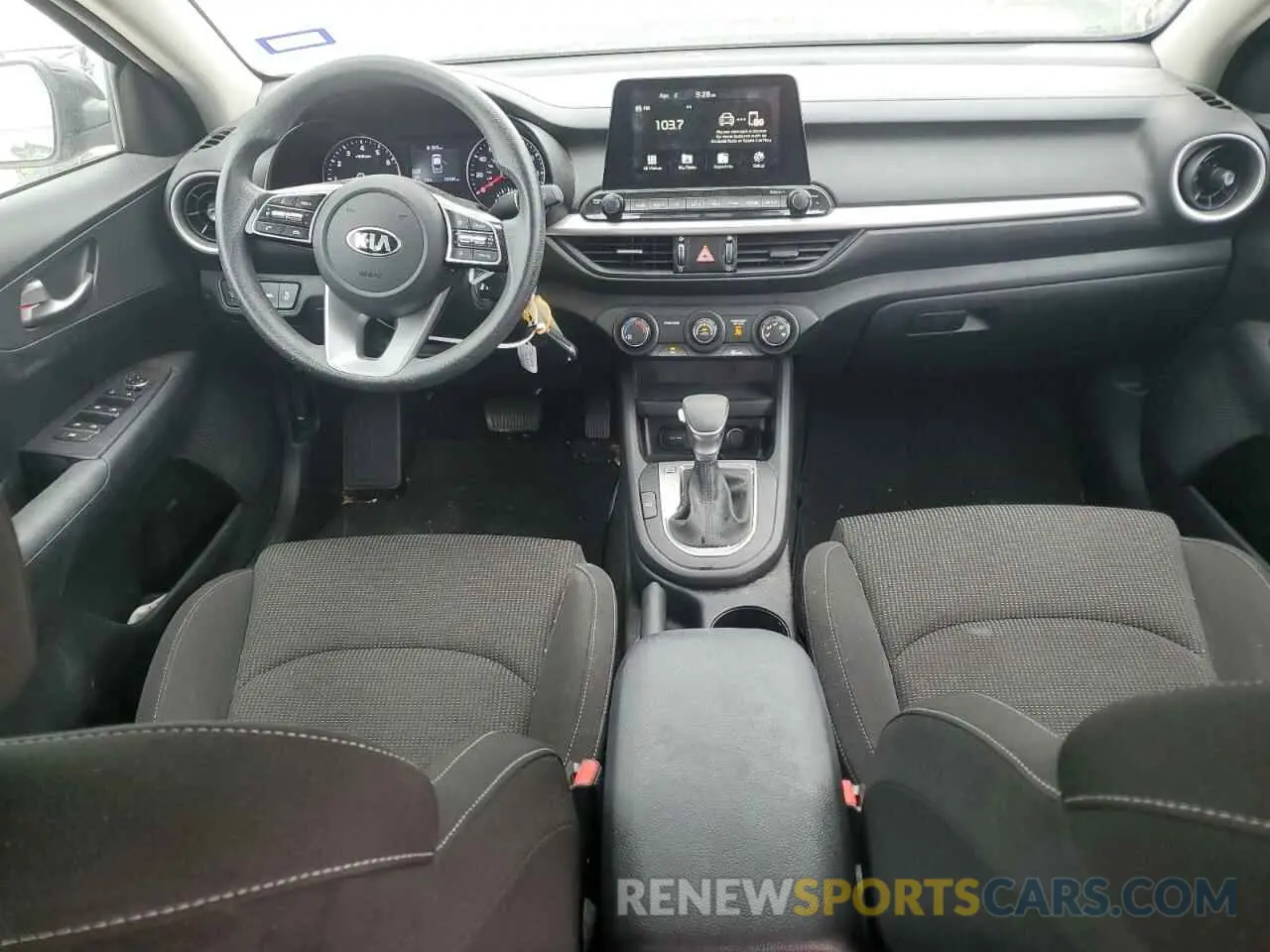 8 fotografías del automóvil dañado 3KPF24AD4ME264333 KIA FORTE 2021