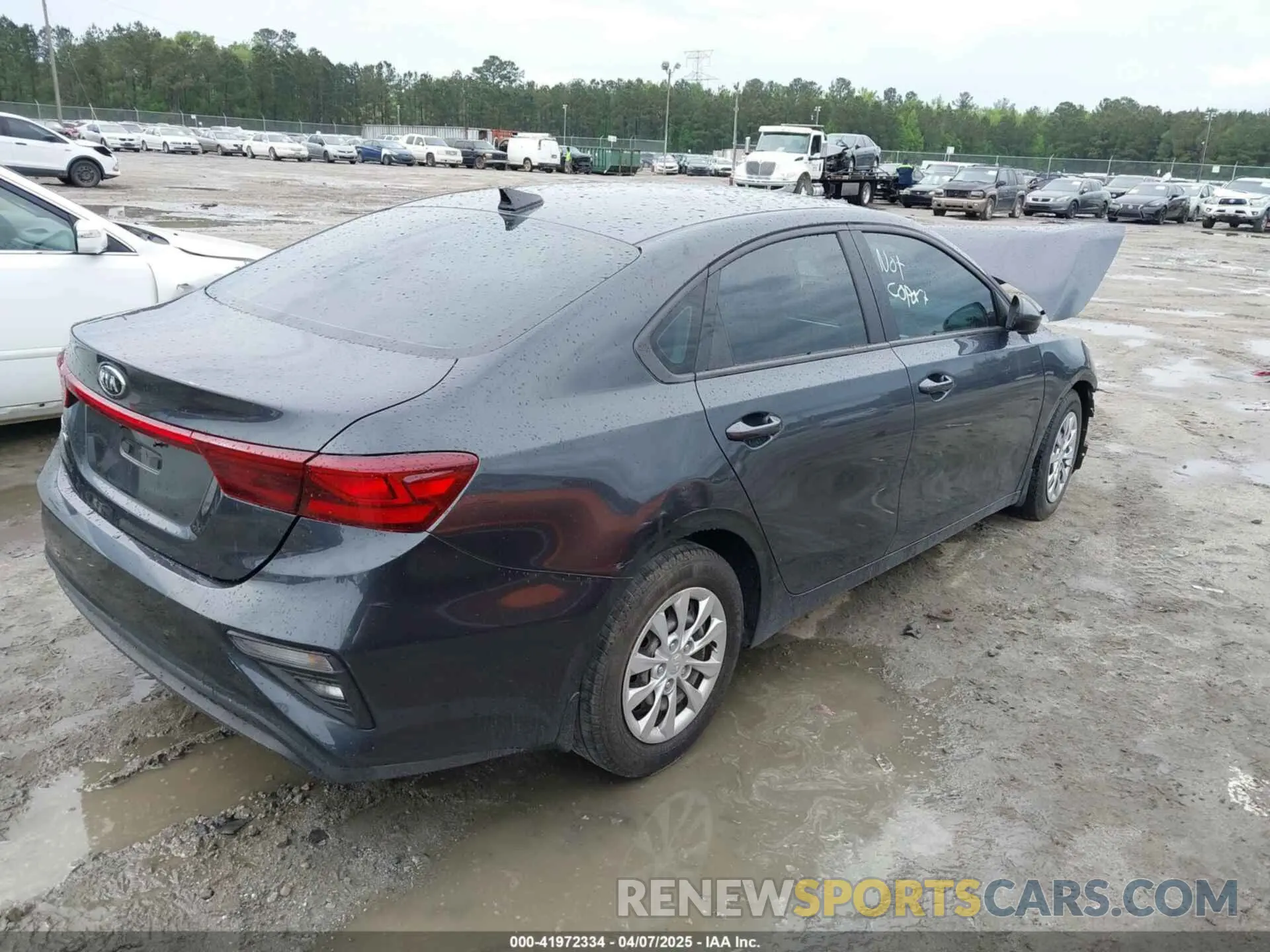 4 fotografías del automóvil dañado 3KPF24AD4ME266471 KIA FORTE 2021