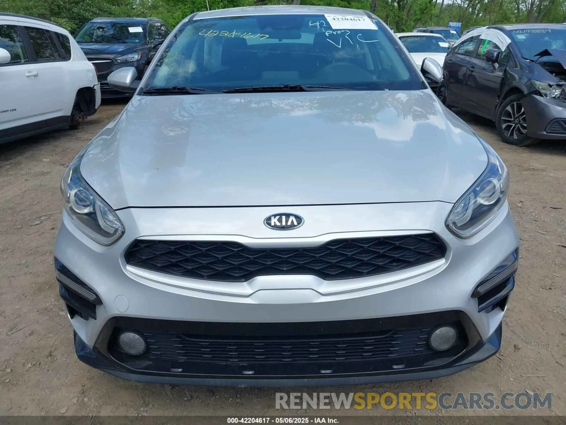 12 fotografías del automóvil dañado 3KPF24AD4ME302515 KIA FORTE 2021