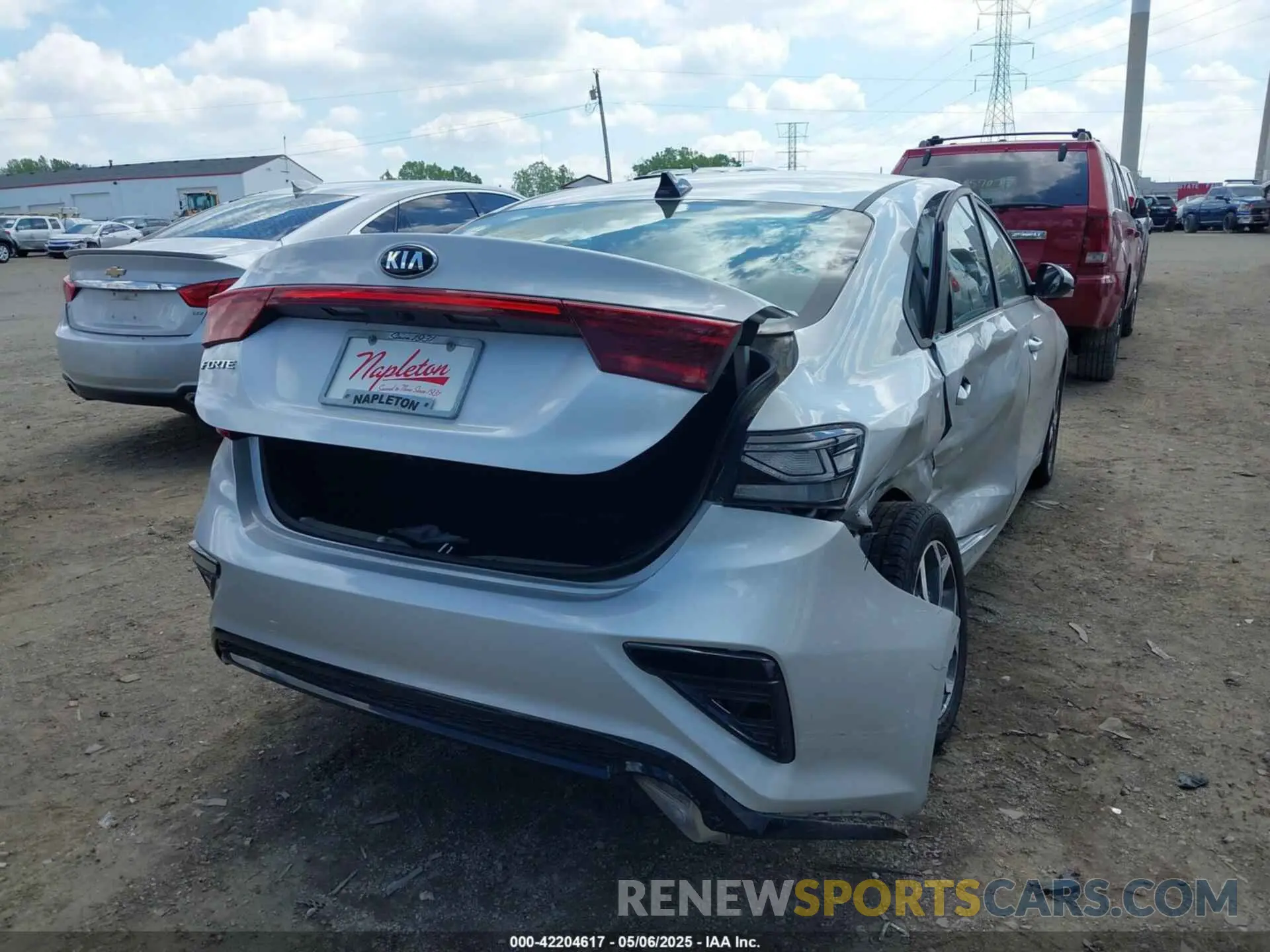 4 fotografías del automóvil dañado 3KPF24AD4ME302515 KIA FORTE 2021