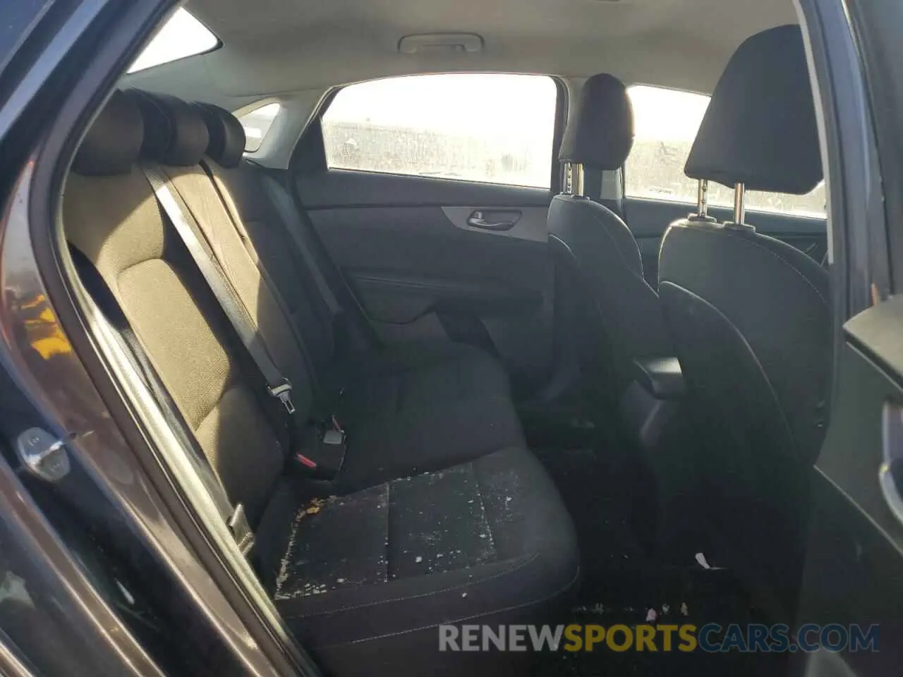 10 fotografías del automóvil dañado 3KPF24AD4ME307259 KIA FORTE 2021