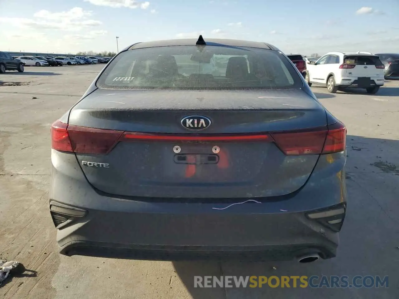 6 fotografías del automóvil dañado 3KPF24AD4ME307259 KIA FORTE 2021