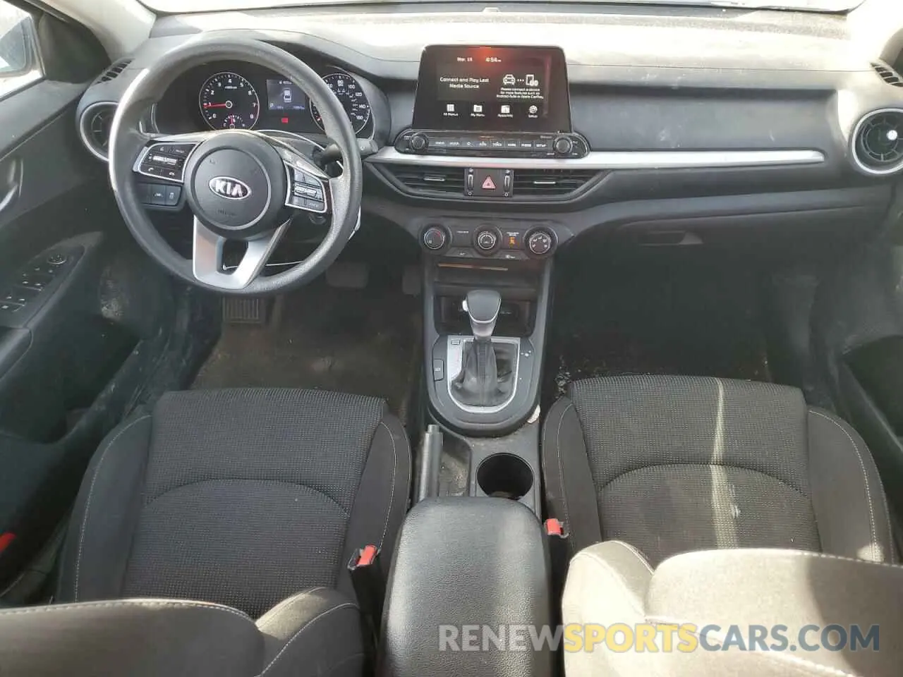 8 fotografías del automóvil dañado 3KPF24AD4ME307259 KIA FORTE 2021