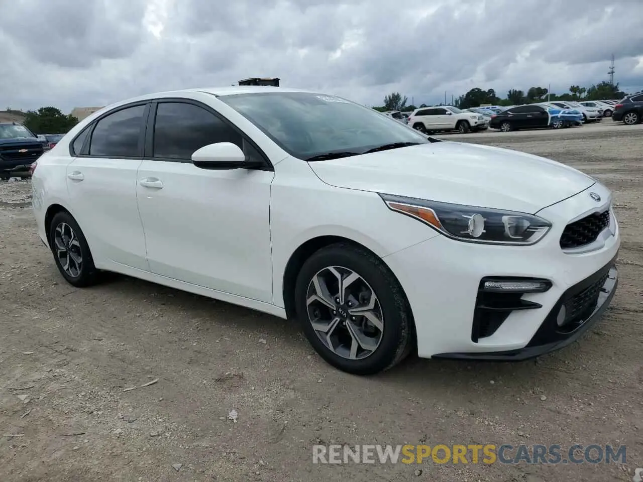 4 fotografías del automóvil dañado 3KPF24AD4ME315538 KIA FORTE 2021