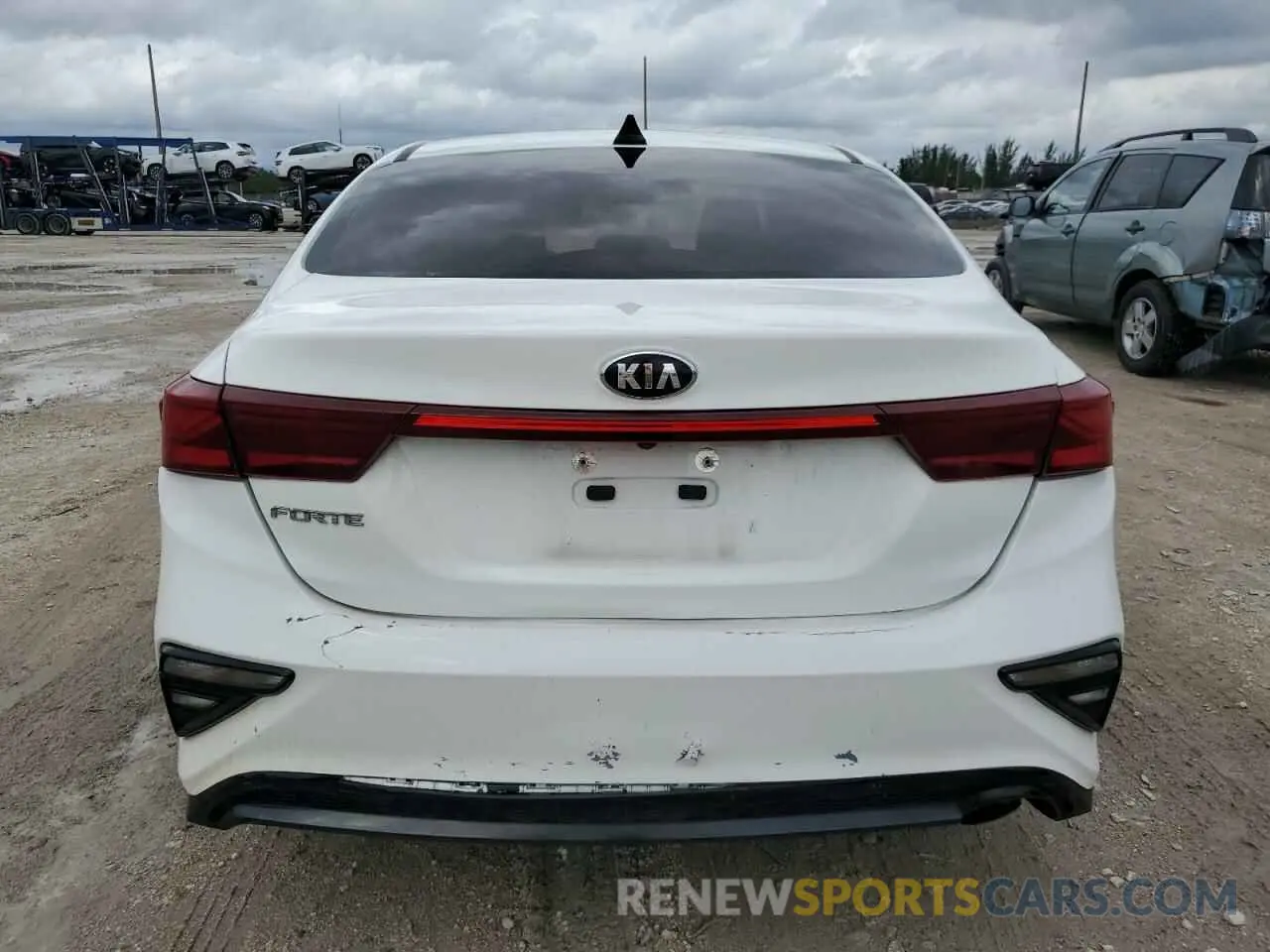 6 fotografías del automóvil dañado 3KPF24AD4ME315538 KIA FORTE 2021