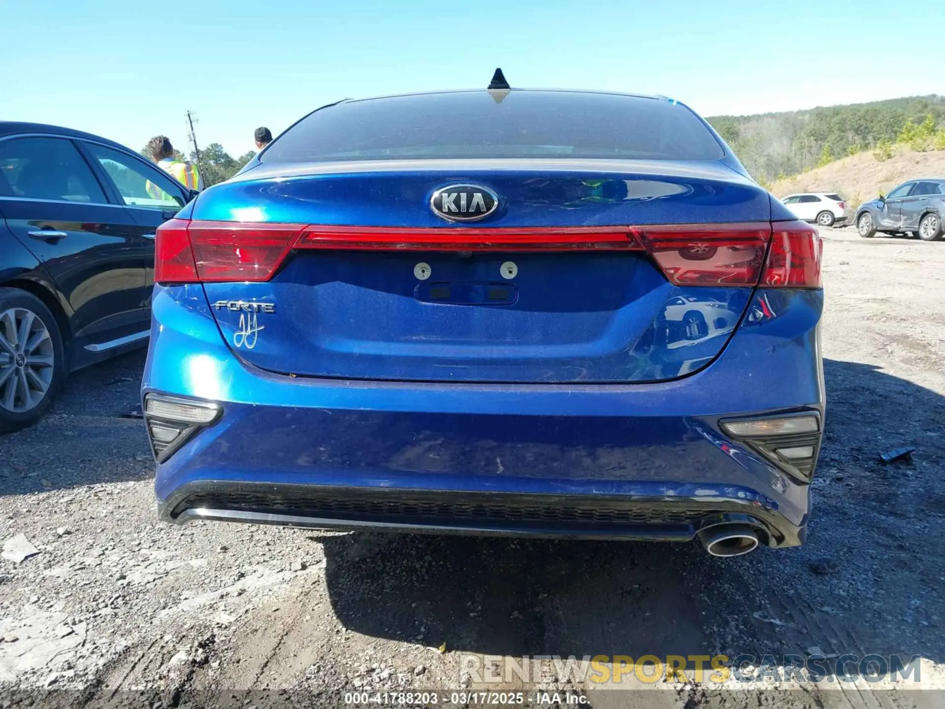 15 fotografías del automóvil dañado 3KPF24AD4ME320271 KIA FORTE 2021