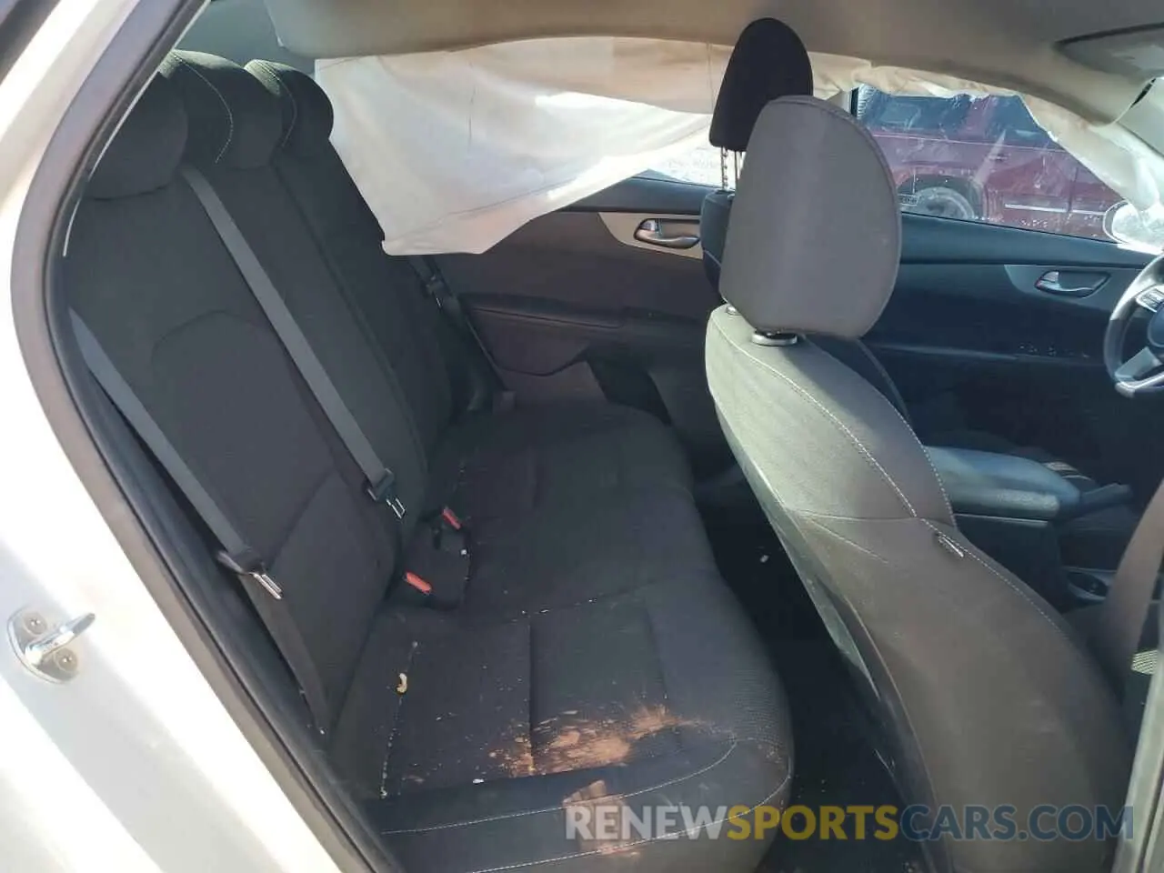 10 fotografías del automóvil dañado 3KPF24AD4ME329049 KIA FORTE 2021