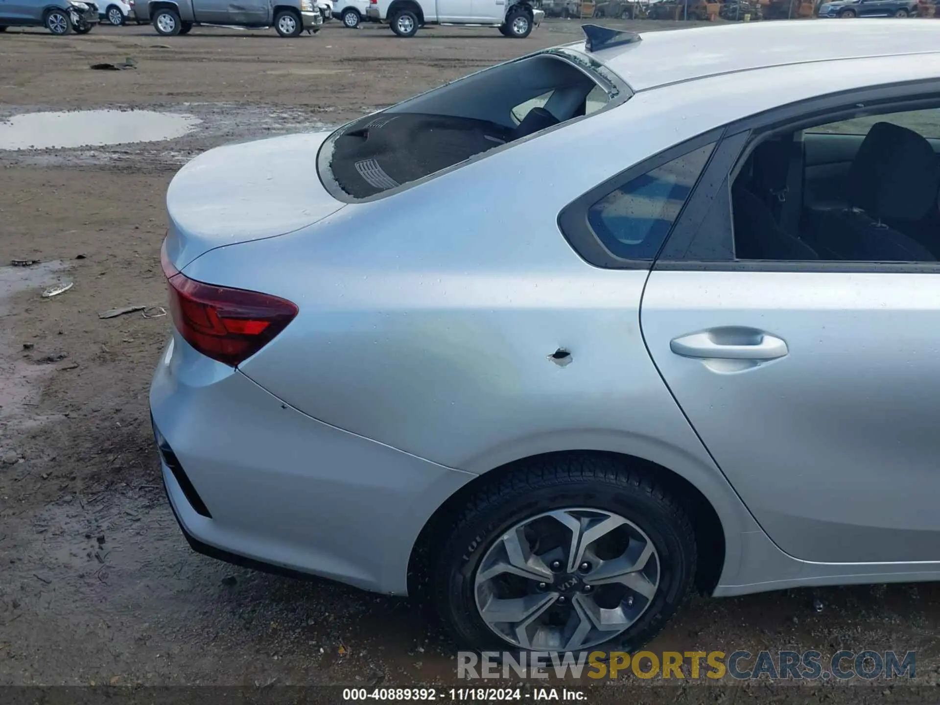 17 fotografías del automóvil dañado 3KPF24AD4ME338334 KIA FORTE 2021