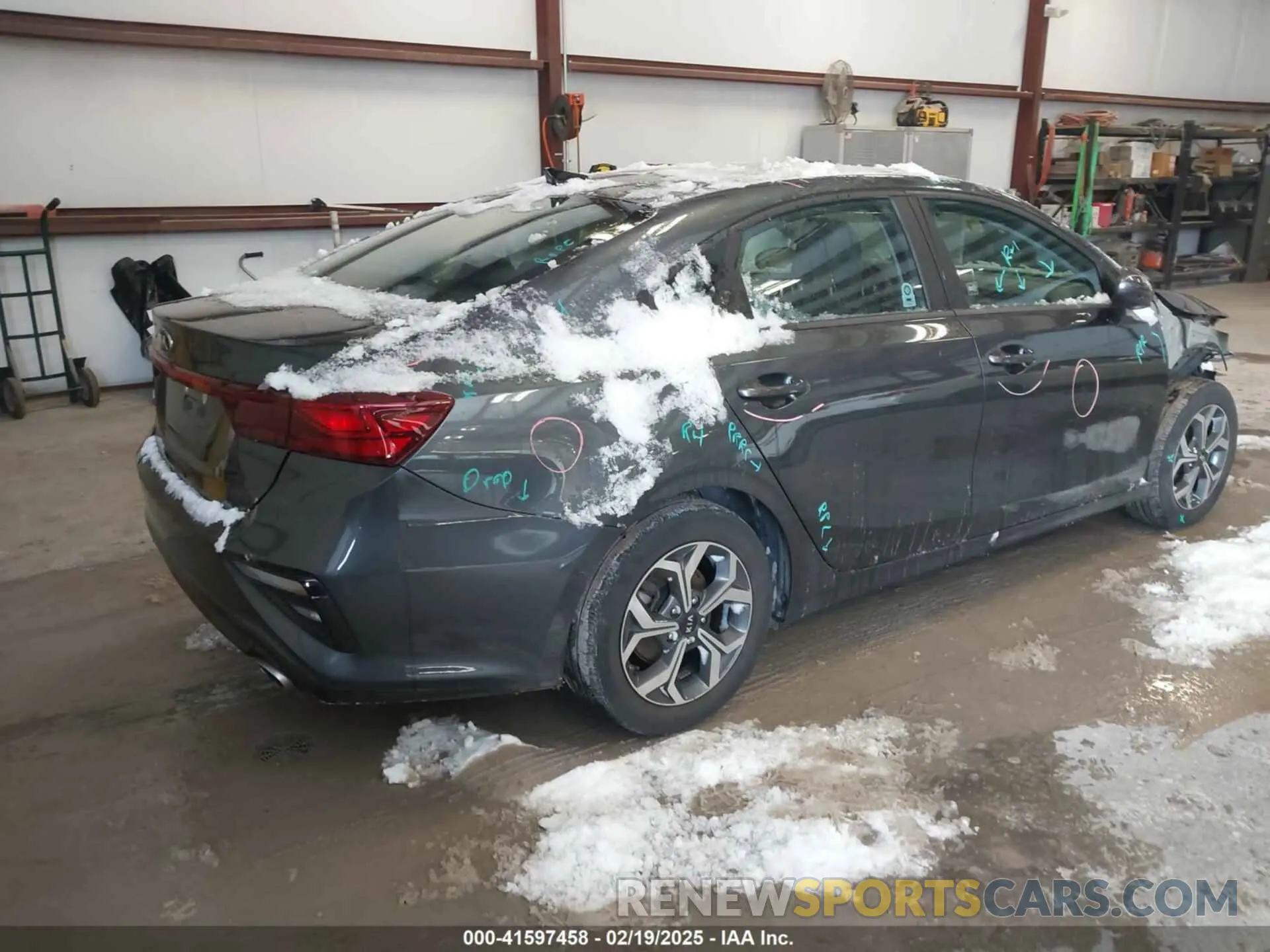 4 fotografías del automóvil dañado 3KPF24AD4ME358633 KIA FORTE 2021