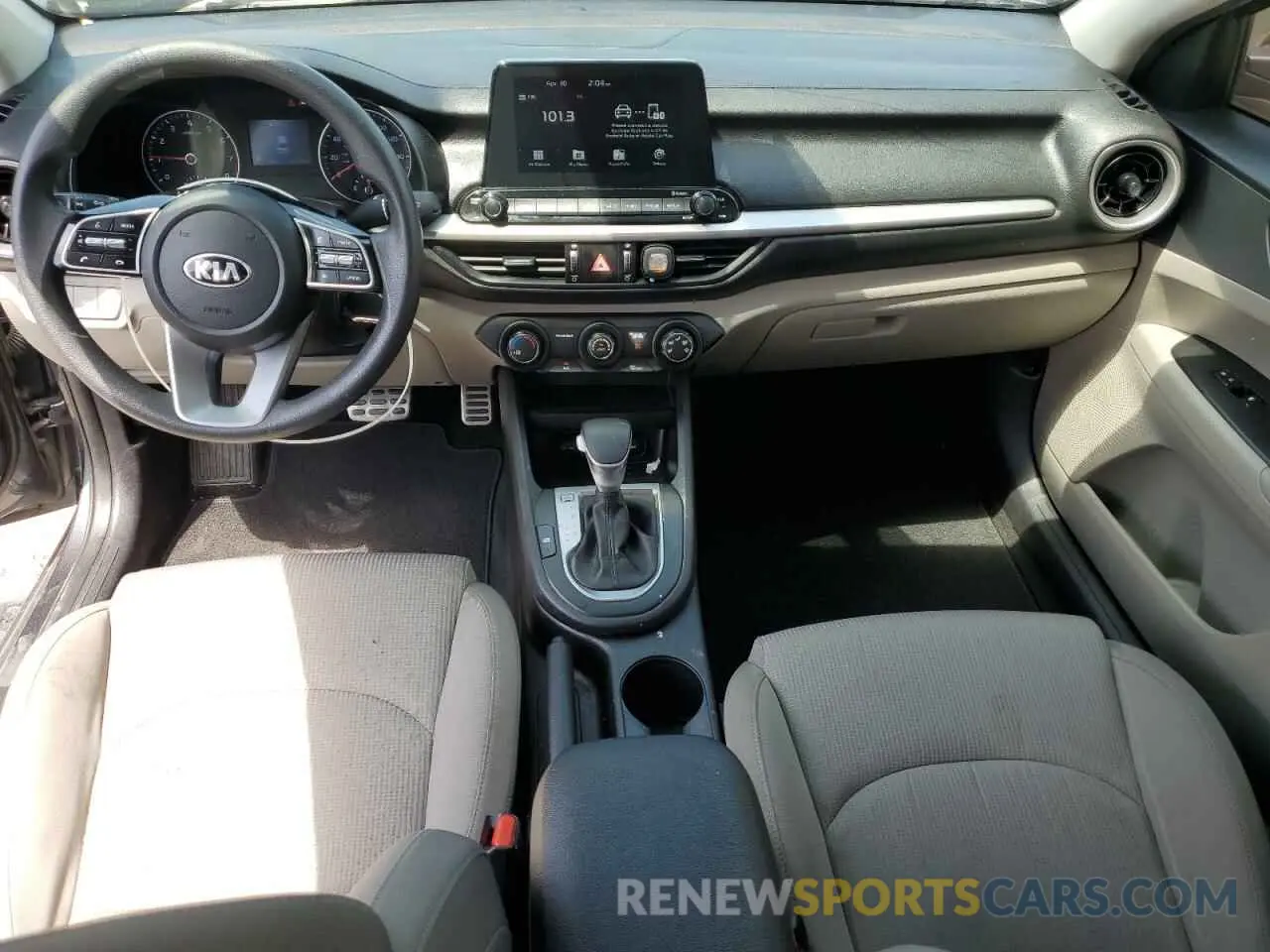 8 fotografías del automóvil dañado 3KPF24AD4ME403747 KIA FORTE 2021
