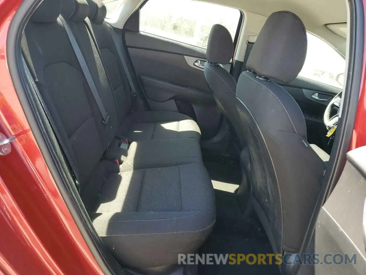 11 fotografías del automóvil dañado 3KPF24AD5ME265443 KIA FORTE 2021