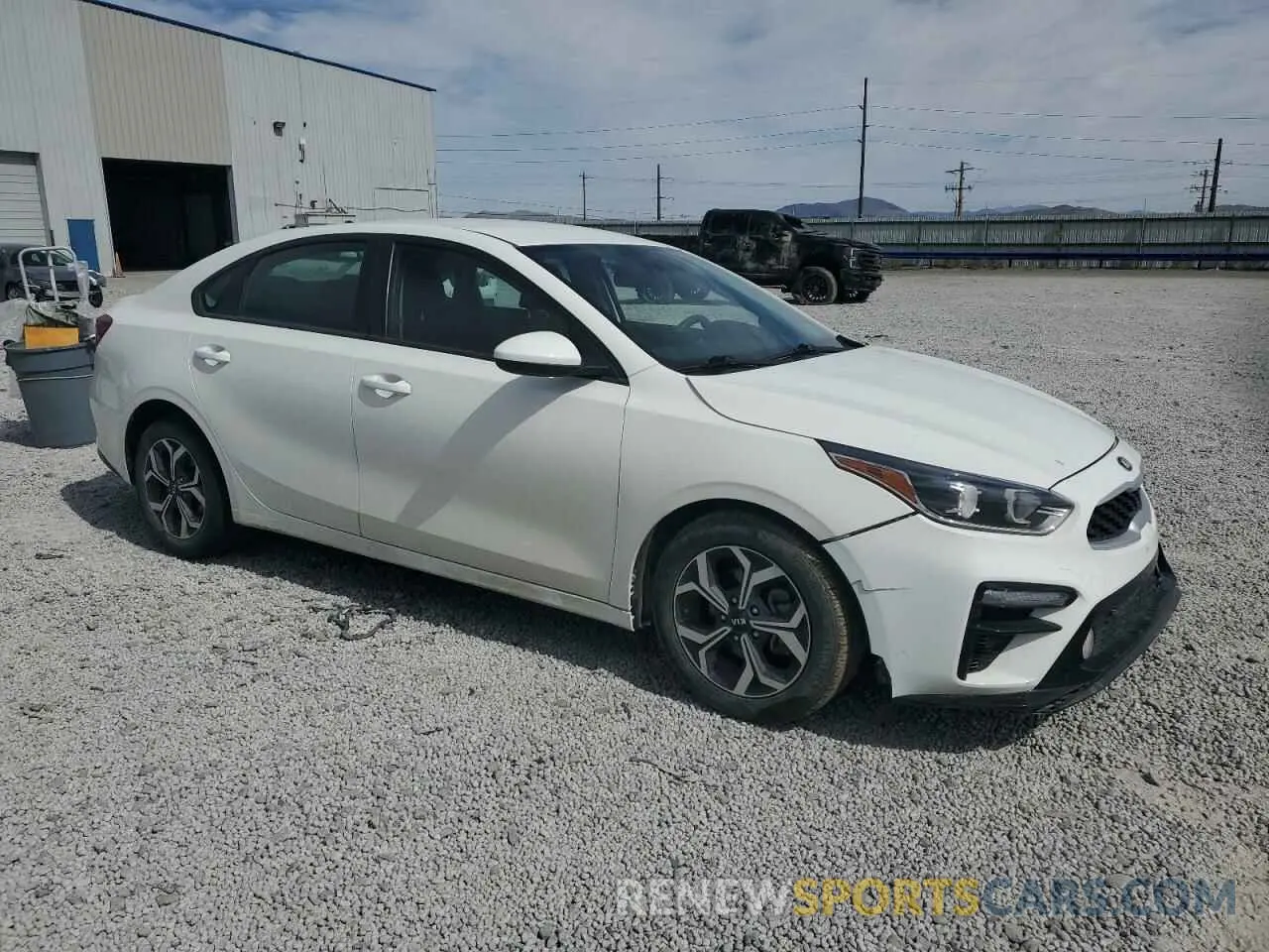 4 fotografías del automóvil dañado 3KPF24AD5ME272649 KIA FORTE 2021