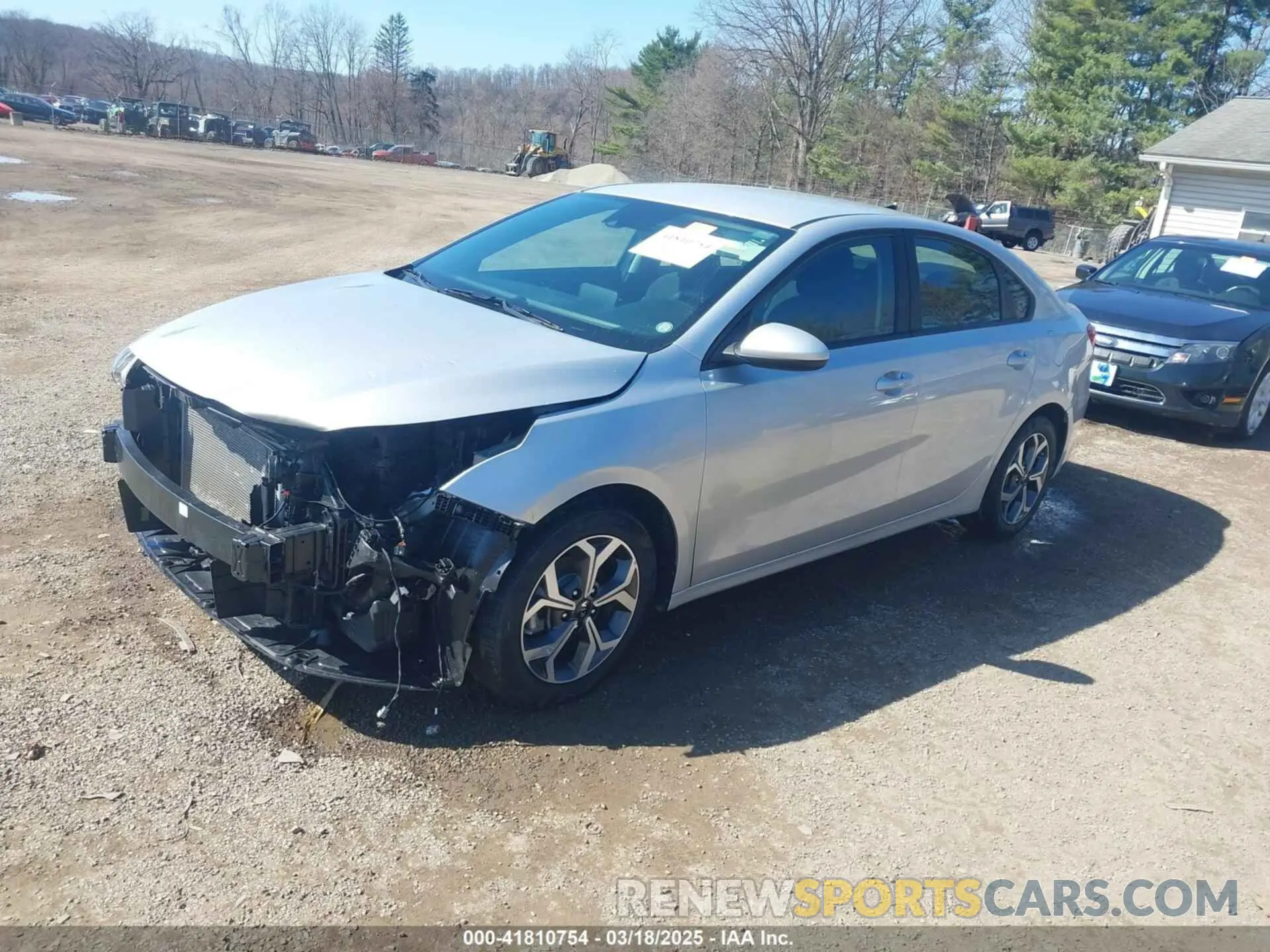 2 fotografías del automóvil dañado 3KPF24AD5ME291590 KIA FORTE 2021