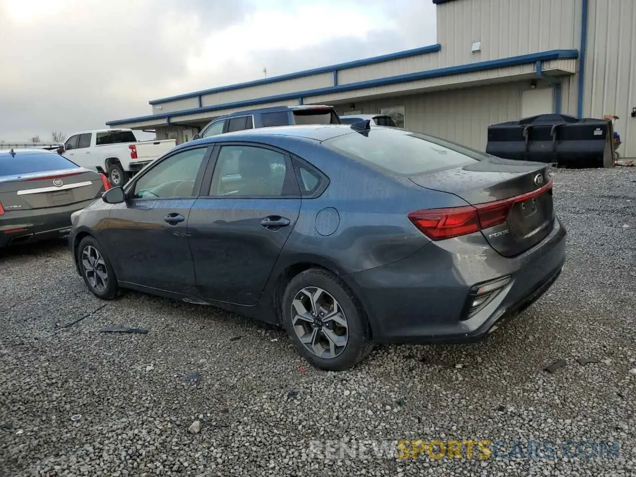 2 fotografías del automóvil dañado 3KPF24AD5ME307156 KIA FORTE 2021