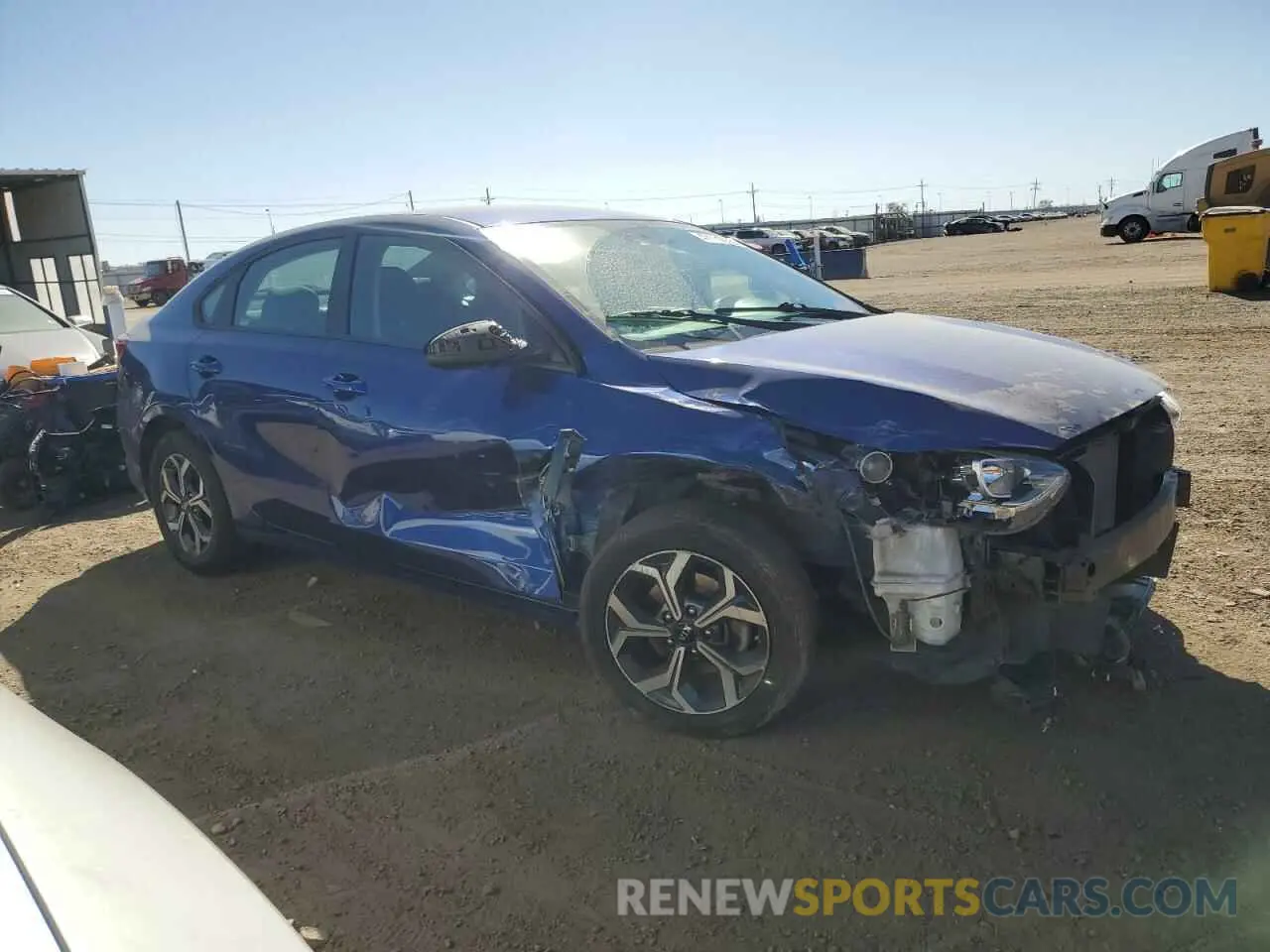 4 fotografías del automóvil dañado 3KPF24AD5ME335734 KIA FORTE 2021