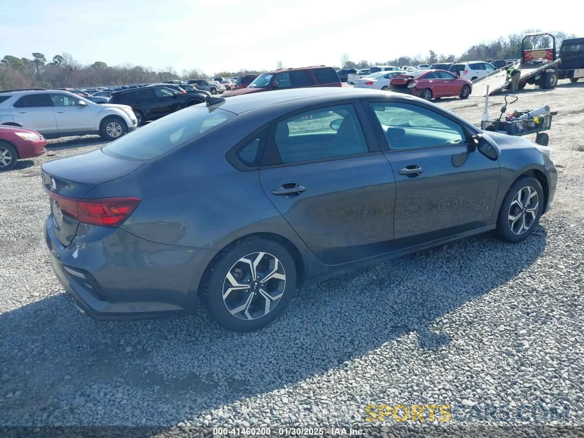 4 fotografías del automóvil dañado 3KPF24AD5ME346605 KIA FORTE 2021
