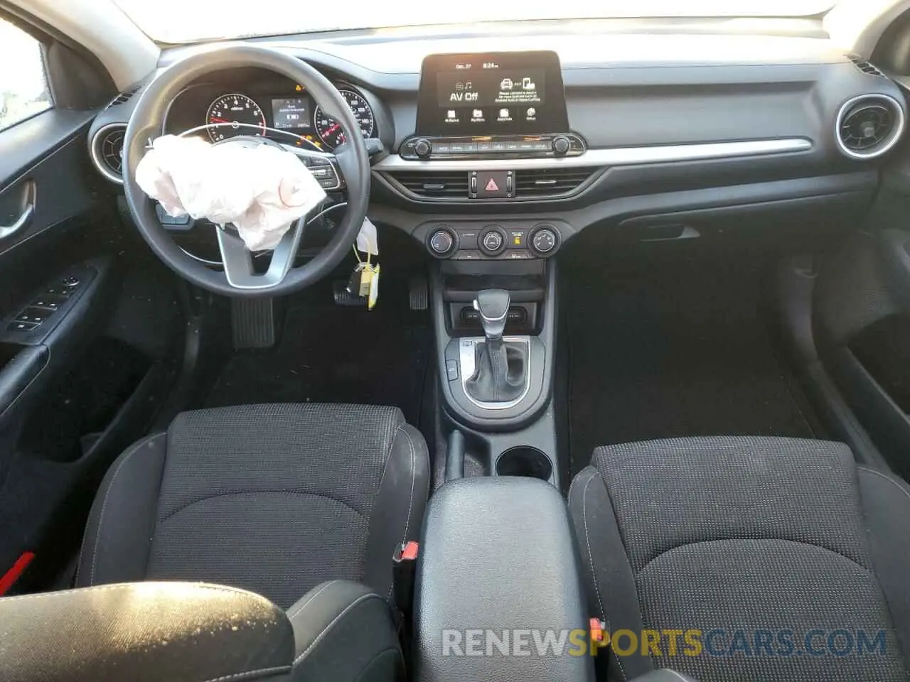 8 fotografías del automóvil dañado 3KPF24AD6ME273678 KIA FORTE 2021