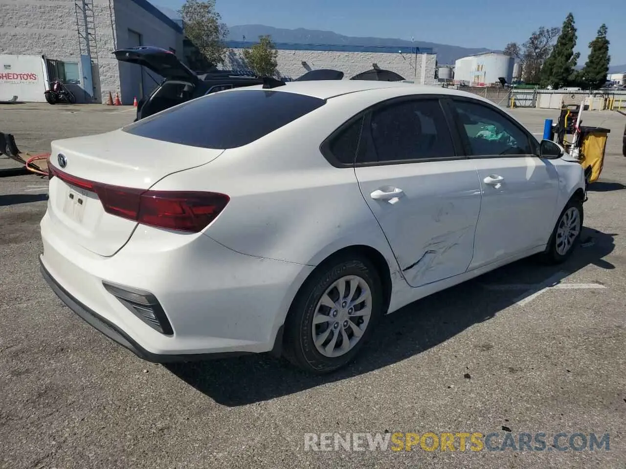 3 fotografías del automóvil dañado 3KPF24AD6ME285362 KIA FORTE 2021