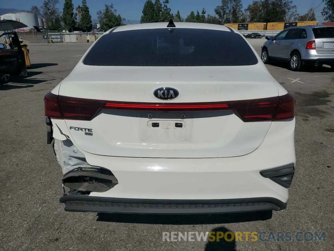 6 fotografías del automóvil dañado 3KPF24AD6ME285362 KIA FORTE 2021