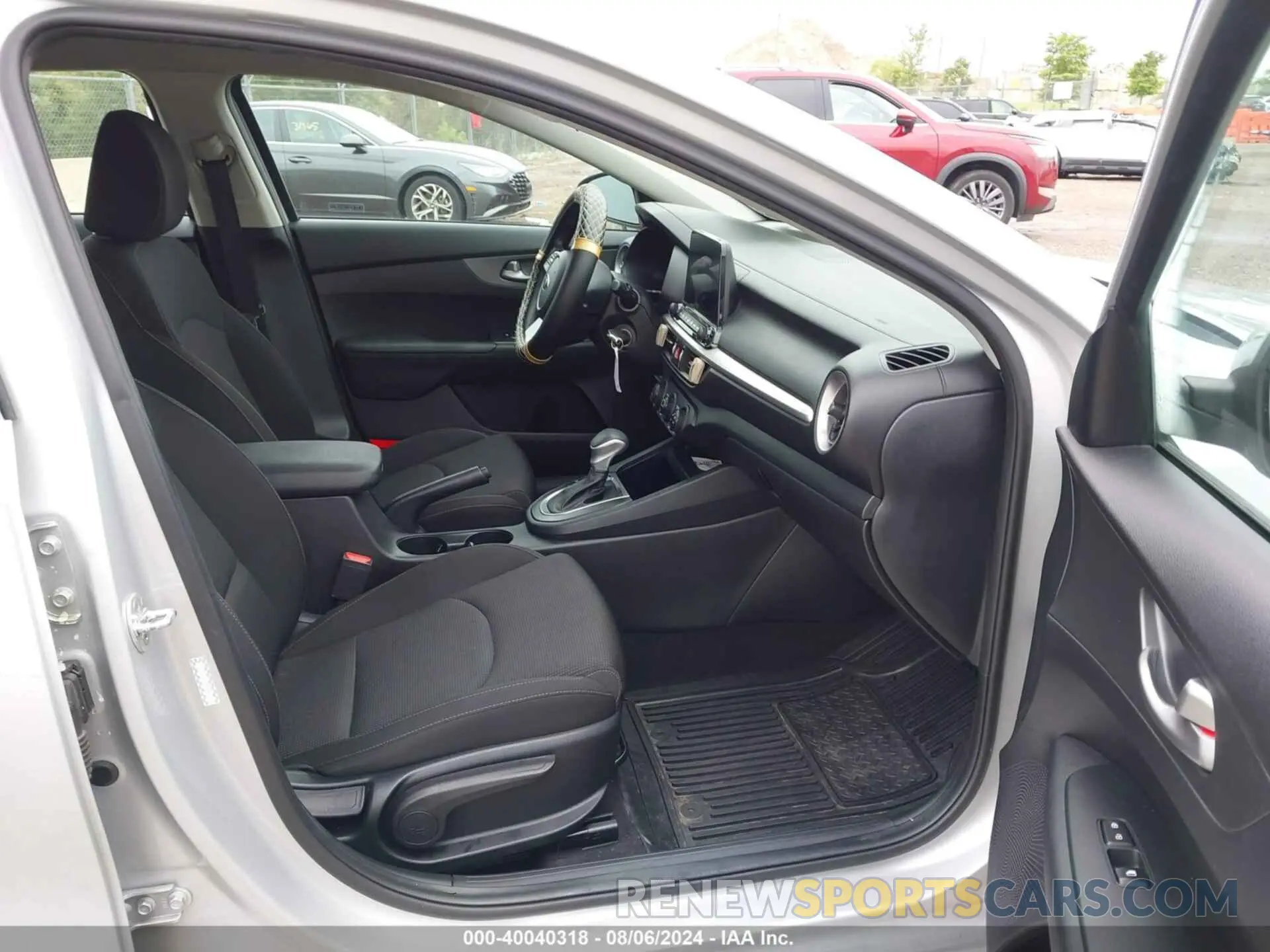 5 fotografías del automóvil dañado 3KPF24AD6ME286740 KIA FORTE 2021