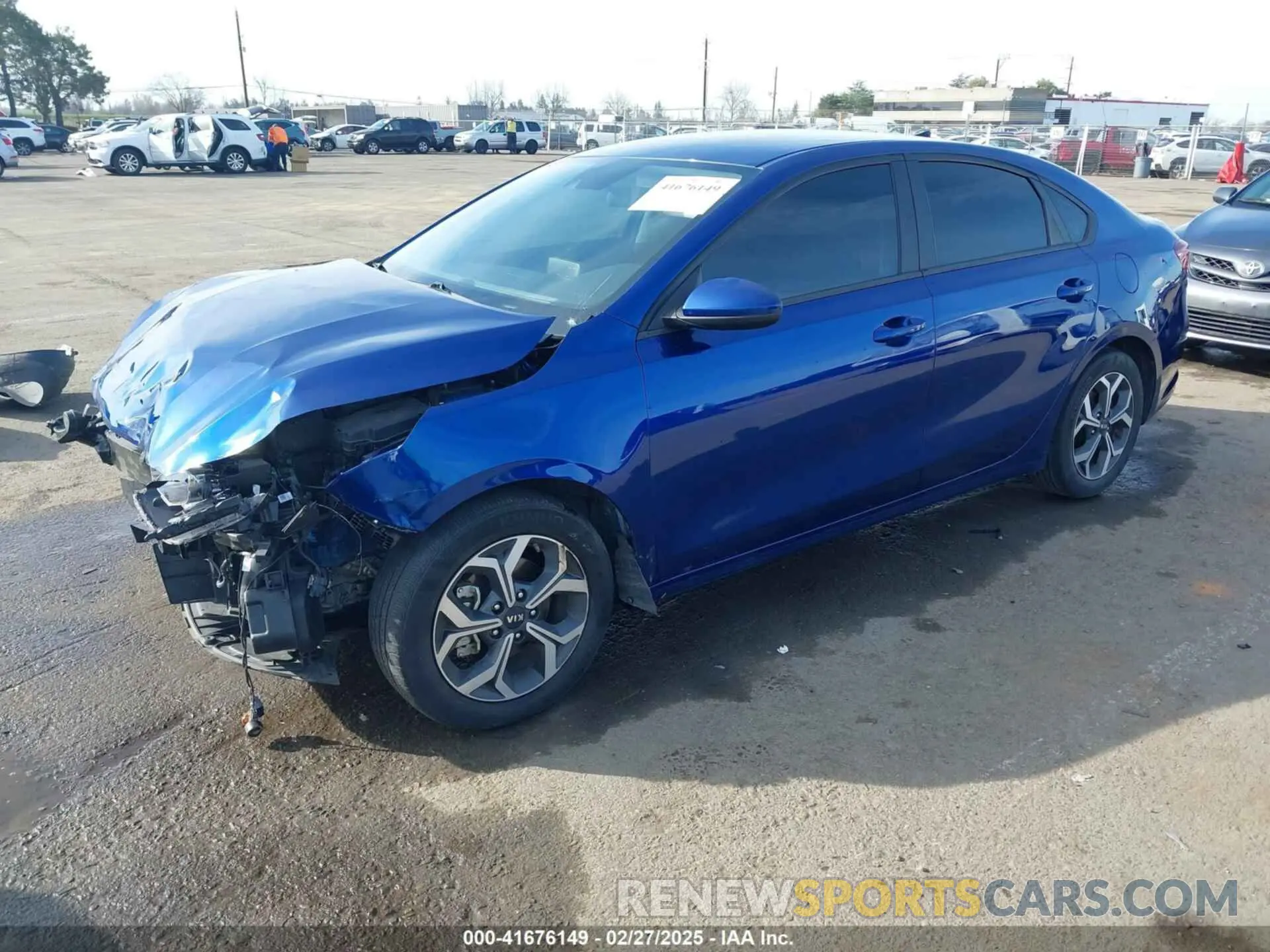 2 fotografías del automóvil dañado 3KPF24AD6ME290691 KIA FORTE 2021