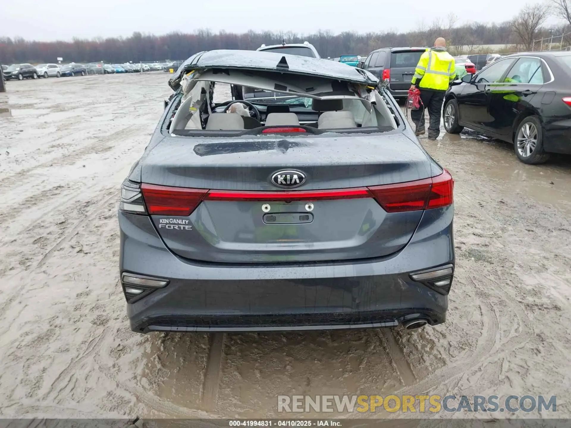 16 fotografías del automóvil dañado 3KPF24AD6ME300801 KIA FORTE 2021