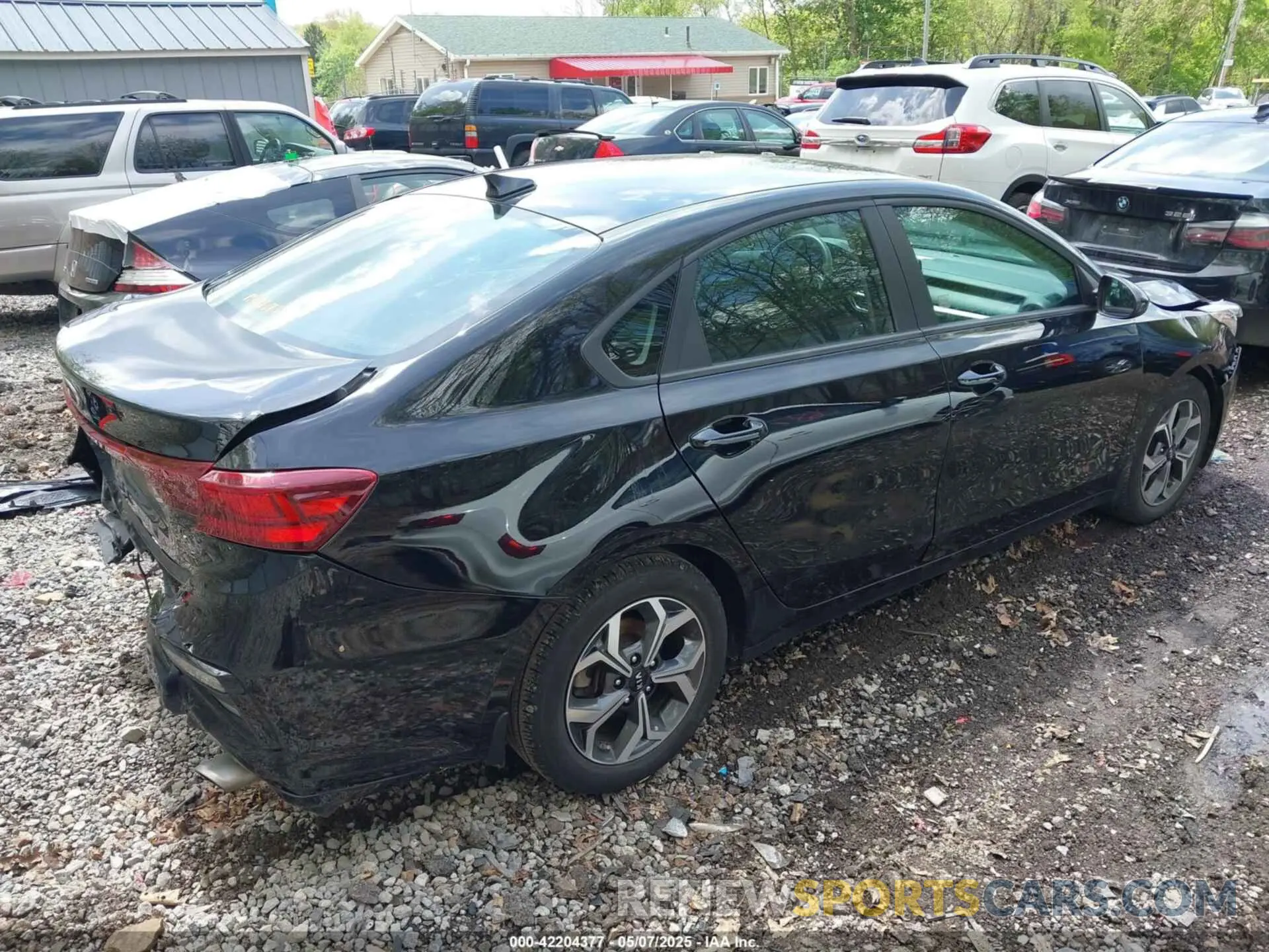 4 fotografías del automóvil dañado 3KPF24AD6ME307117 KIA FORTE 2021