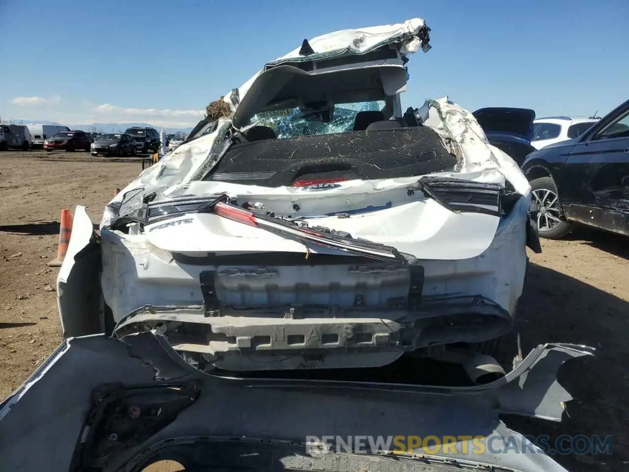 6 fotografías del automóvil dañado 3KPF24AD6ME311894 KIA FORTE 2021