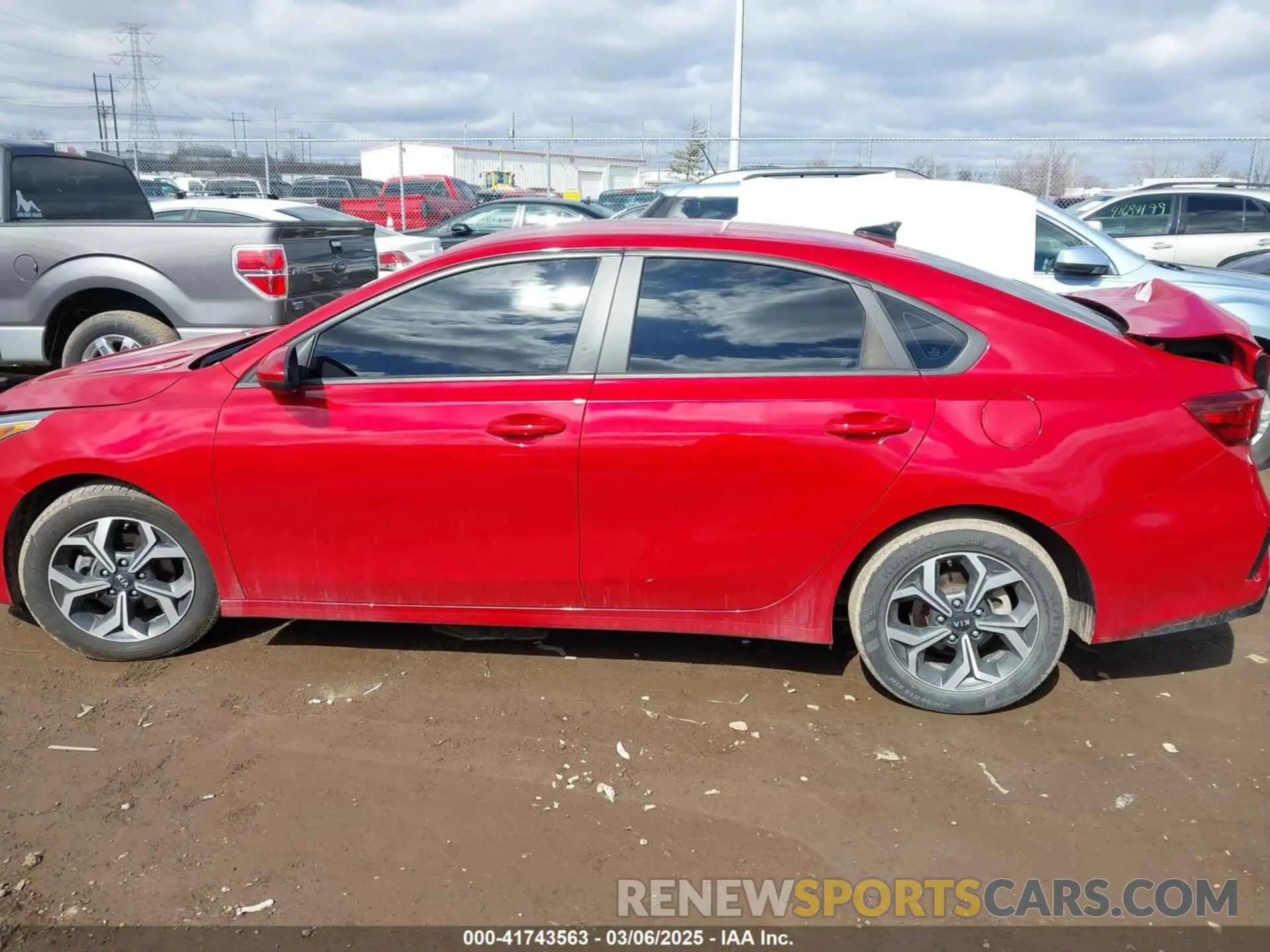 14 fotografías del automóvil dañado 3KPF24AD6ME324595 KIA FORTE 2021