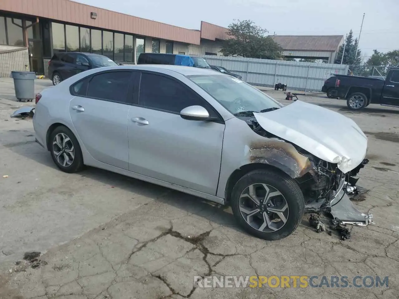 4 fotografías del automóvil dañado 3KPF24AD6ME346709 KIA FORTE 2021