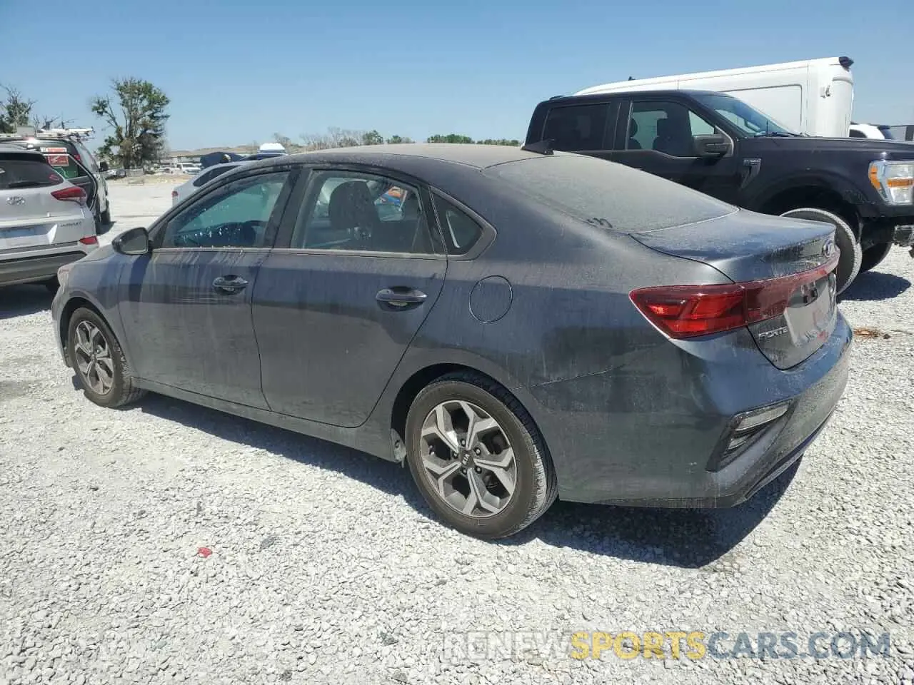 2 fotografías del automóvil dañado 3KPF24AD6ME350730 KIA FORTE 2021