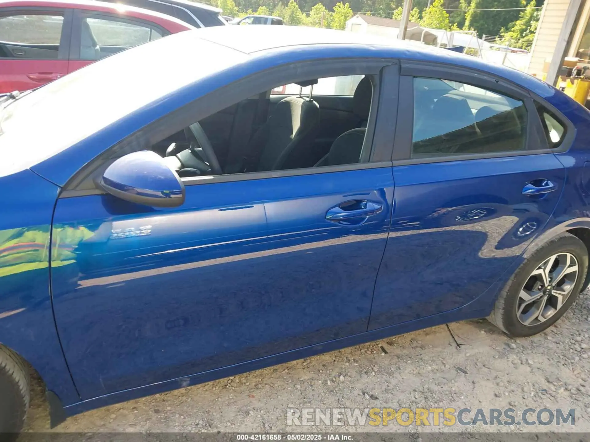 14 fotografías del automóvil dañado 3KPF24AD6ME359587 KIA FORTE 2021