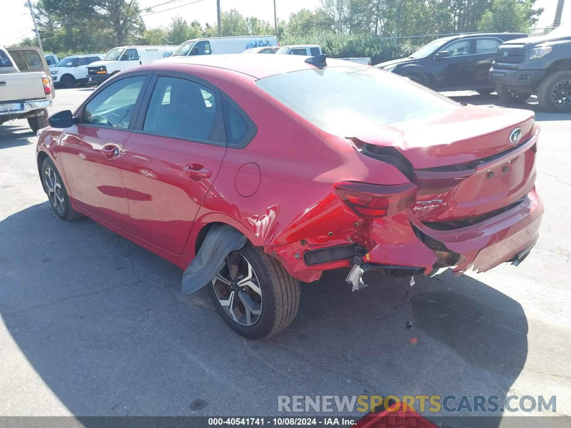 3 fotografías del automóvil dañado 3KPF24AD6ME367429 KIA FORTE 2021