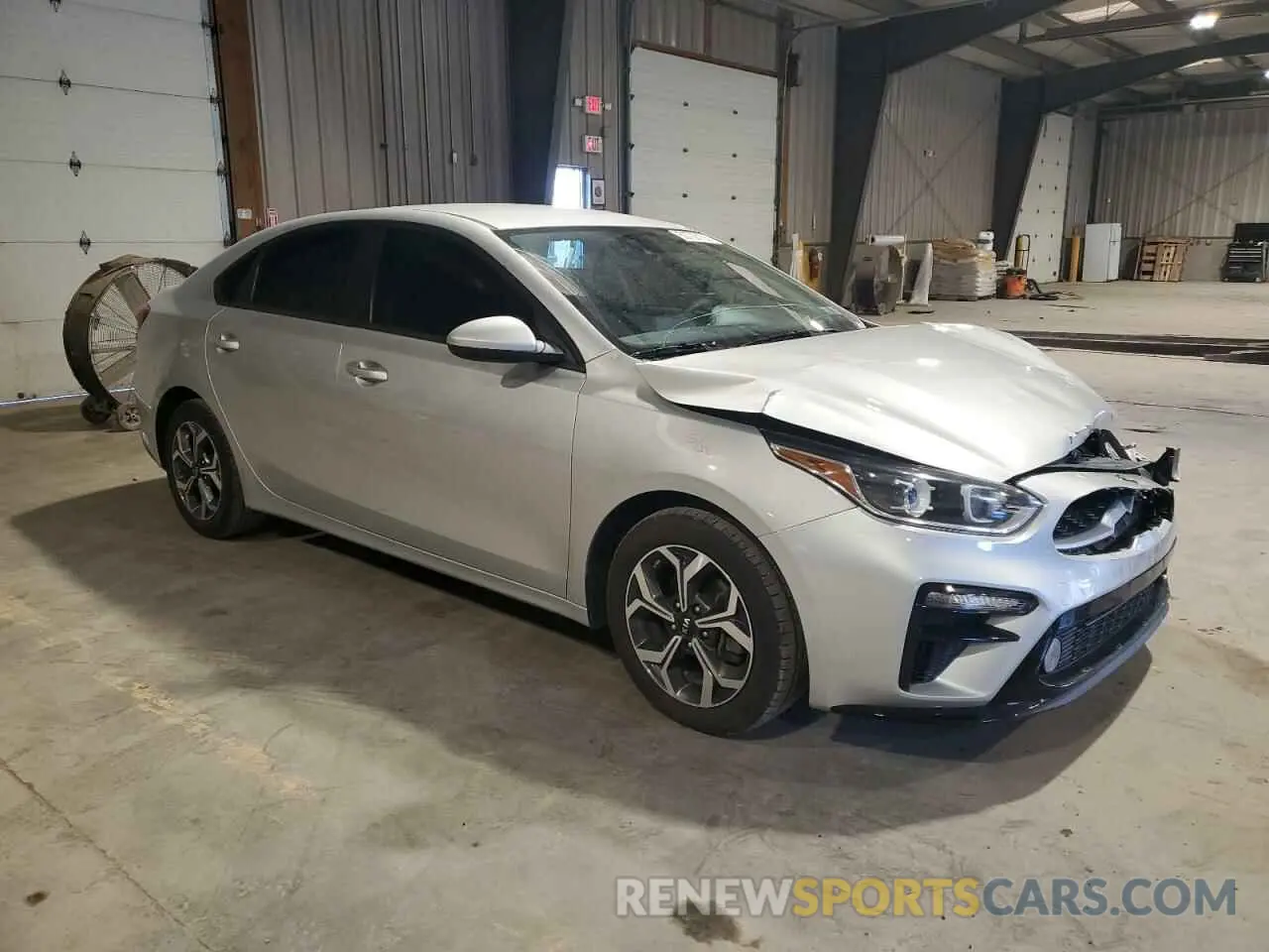 4 fotografías del automóvil dañado 3KPF24AD6ME370573 KIA FORTE 2021
