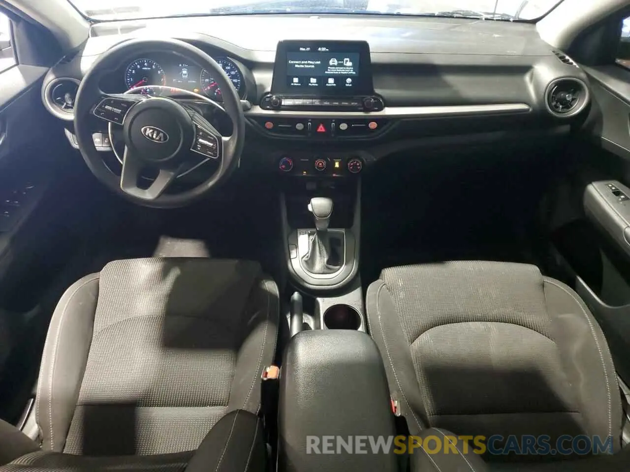 8 fotografías del automóvil dañado 3KPF24AD6ME370573 KIA FORTE 2021