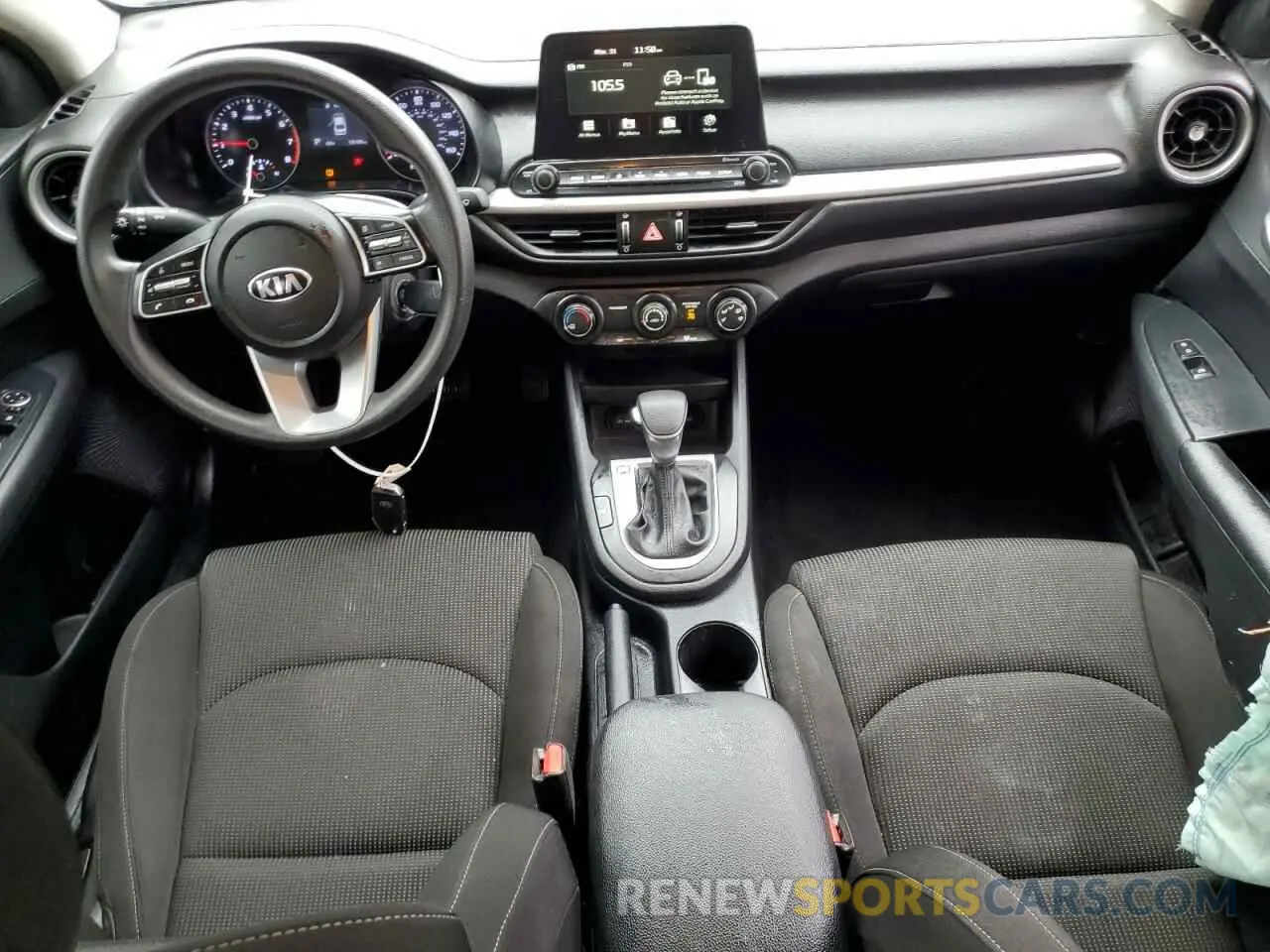8 fotografías del automóvil dañado 3KPF24AD7ME265430 KIA FORTE 2021