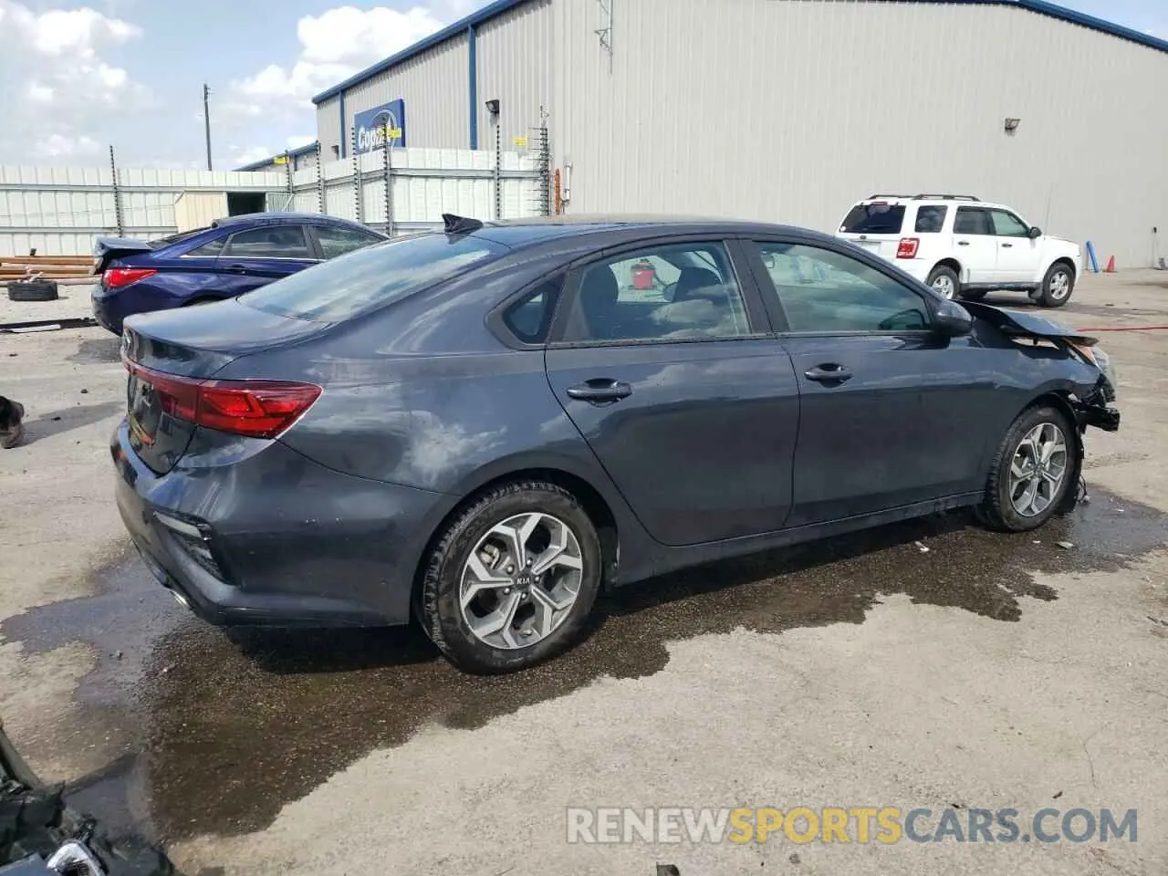 3 fotografías del automóvil dañado 3KPF24AD7ME265475 KIA FORTE 2021