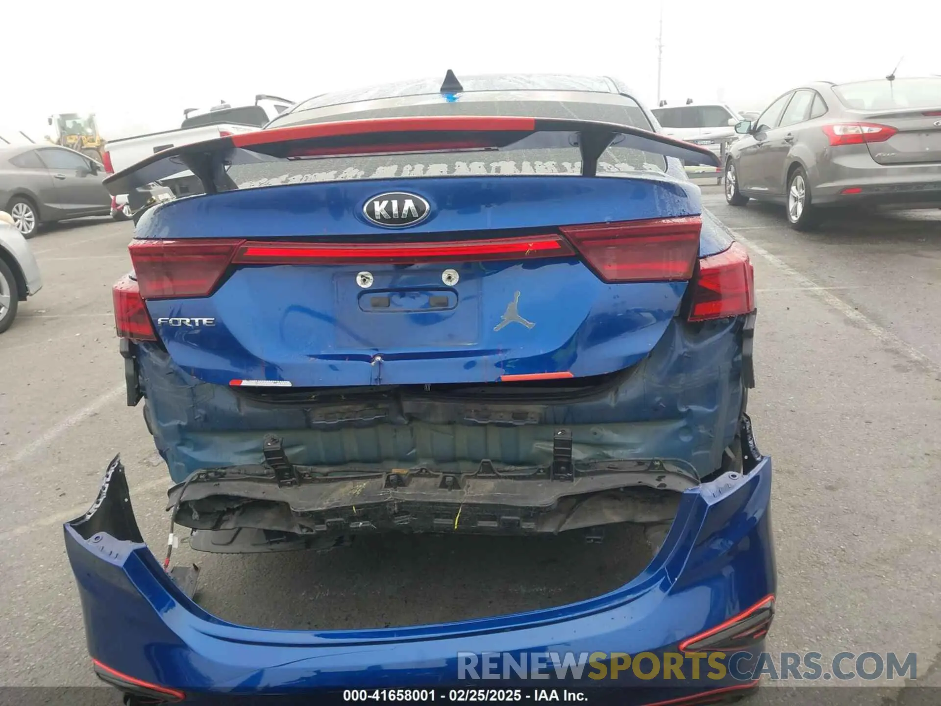 17 fotografías del automóvil dañado 3KPF24AD7ME268764 KIA FORTE 2021