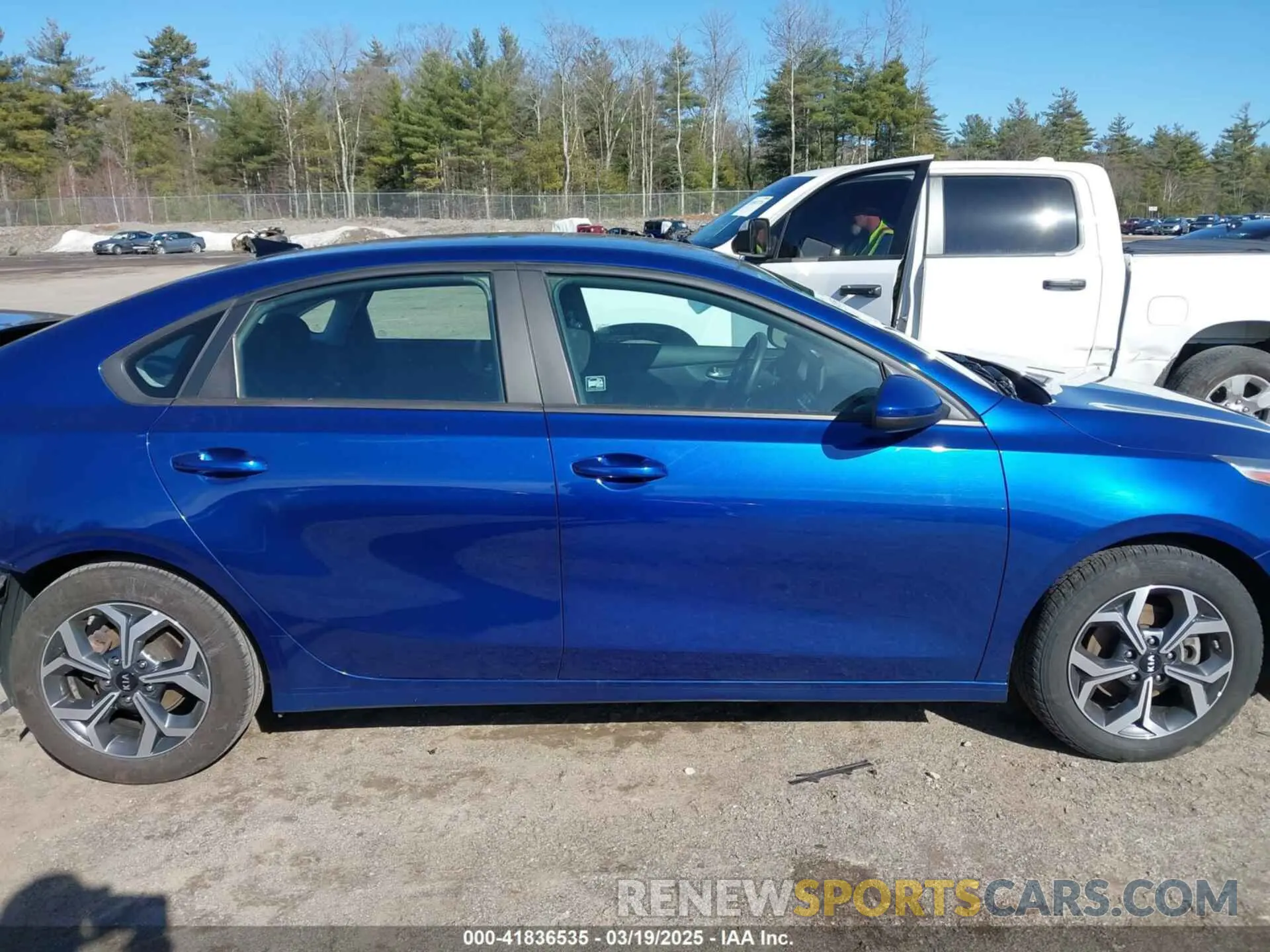 14 fotografías del automóvil dañado 3KPF24AD7ME284348 KIA FORTE 2021