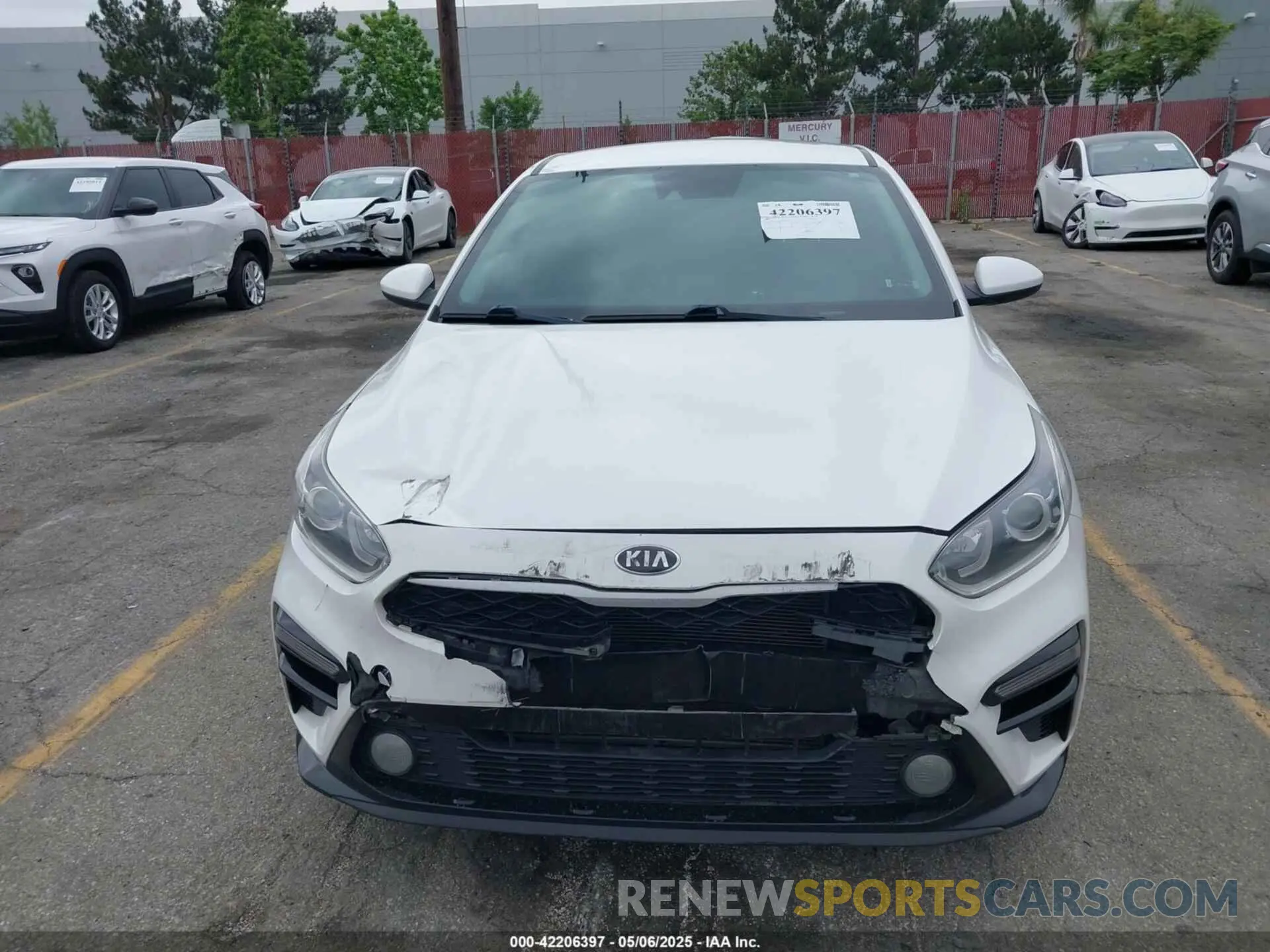 12 fotografías del automóvil dañado 3KPF24AD7ME305117 KIA FORTE 2021