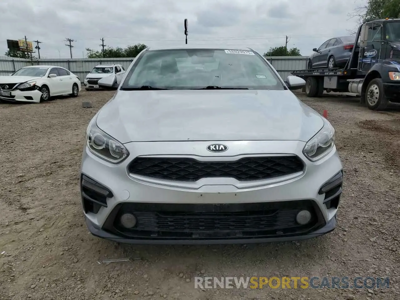5 fotografías del automóvil dañado 3KPF24AD7ME306994 KIA FORTE 2021