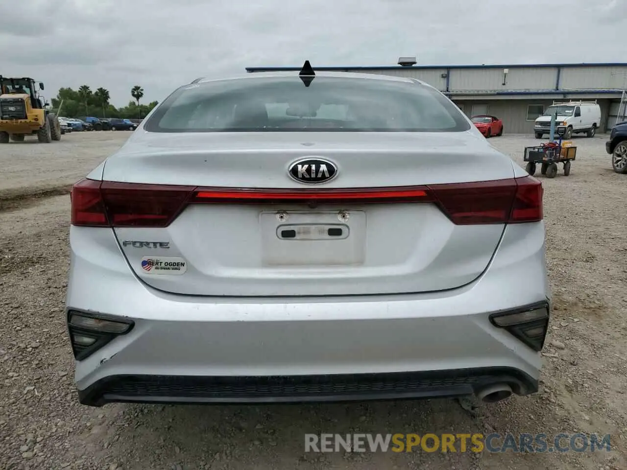 6 fotografías del automóvil dañado 3KPF24AD7ME306994 KIA FORTE 2021
