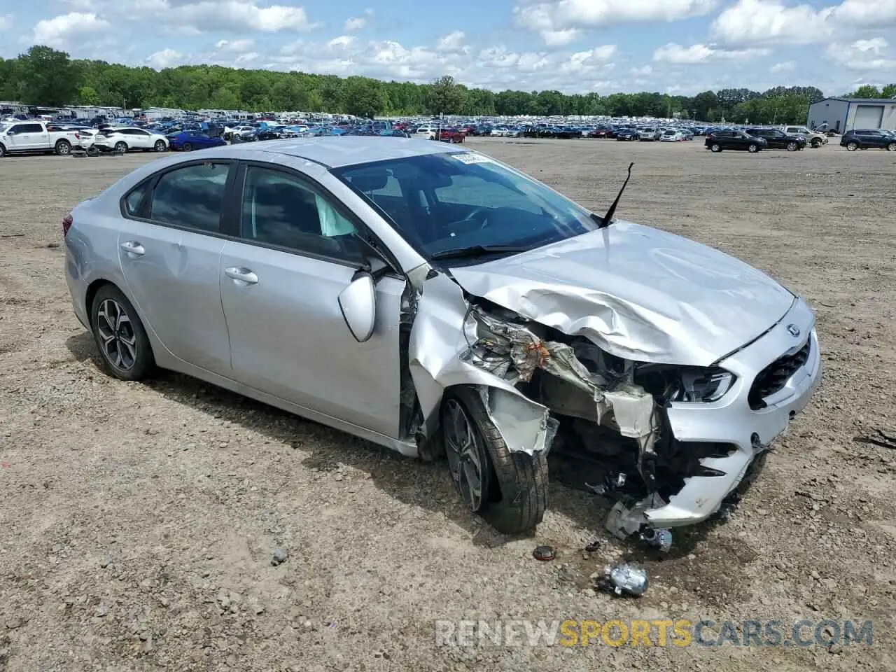 4 fotografías del automóvil dañado 3KPF24AD7ME307725 KIA FORTE 2021