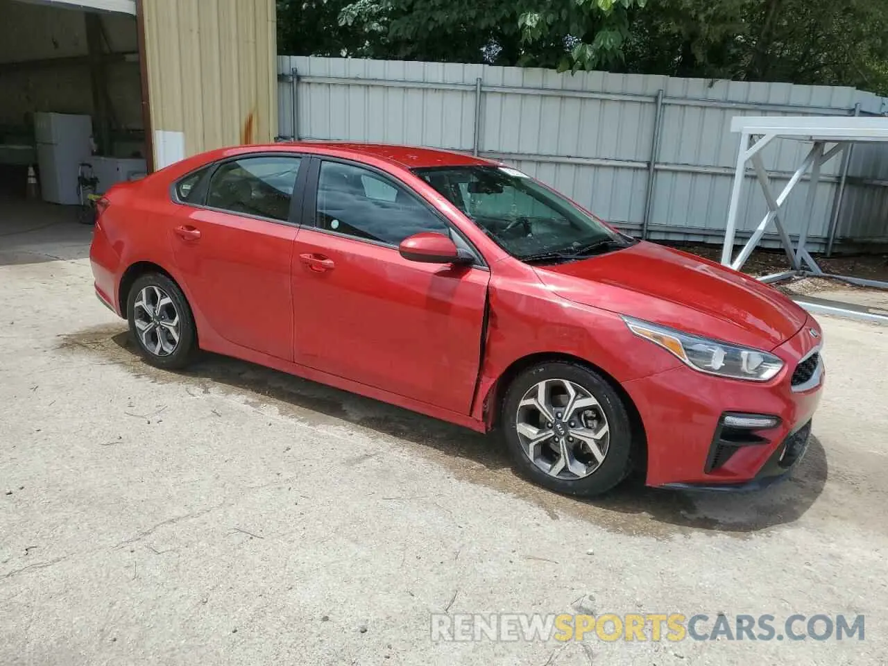 4 fotografías del automóvil dañado 3KPF24AD7ME340367 KIA FORTE 2021