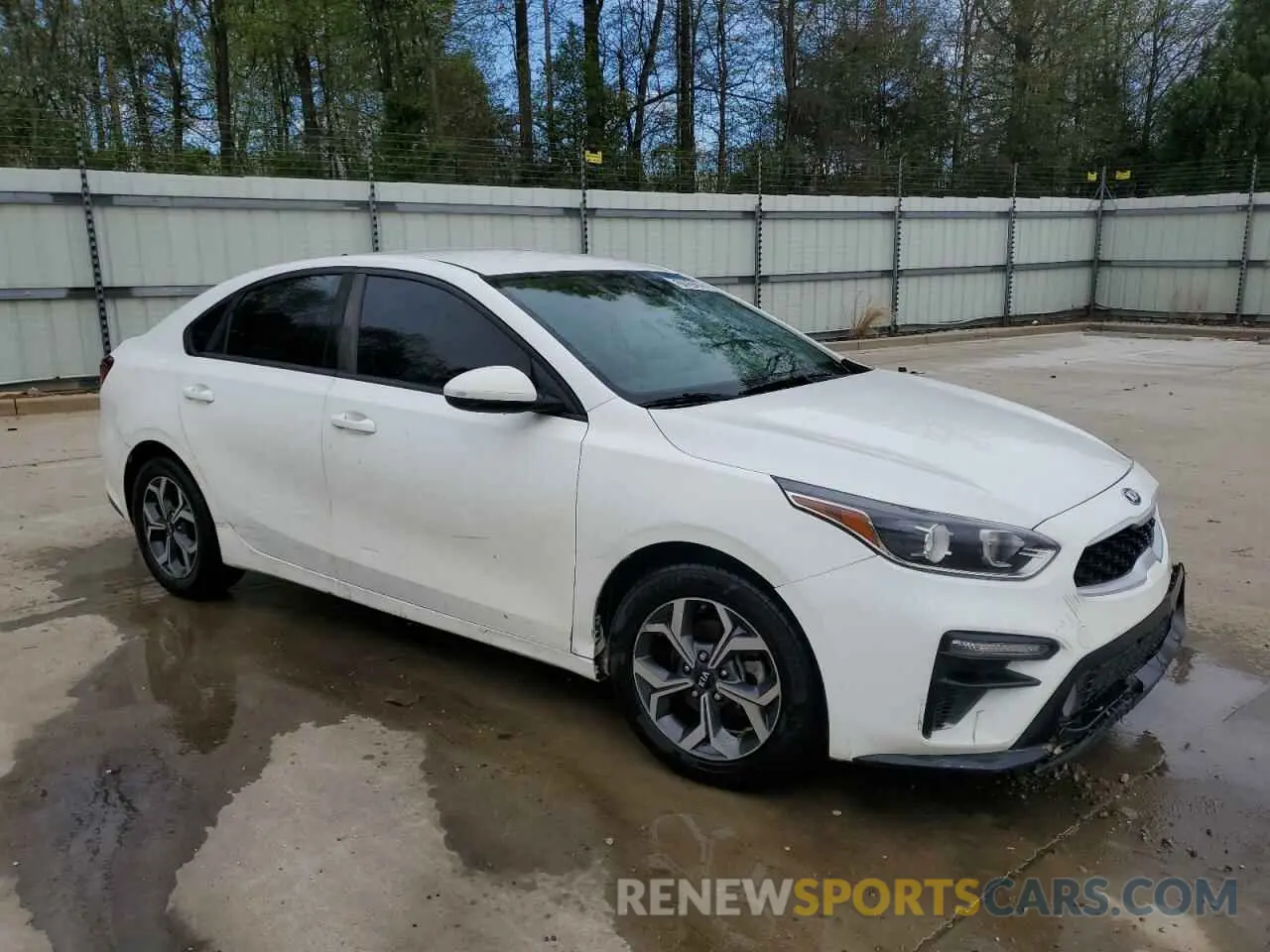 4 fotografías del automóvil dañado 3KPF24AD7ME346895 KIA FORTE 2021